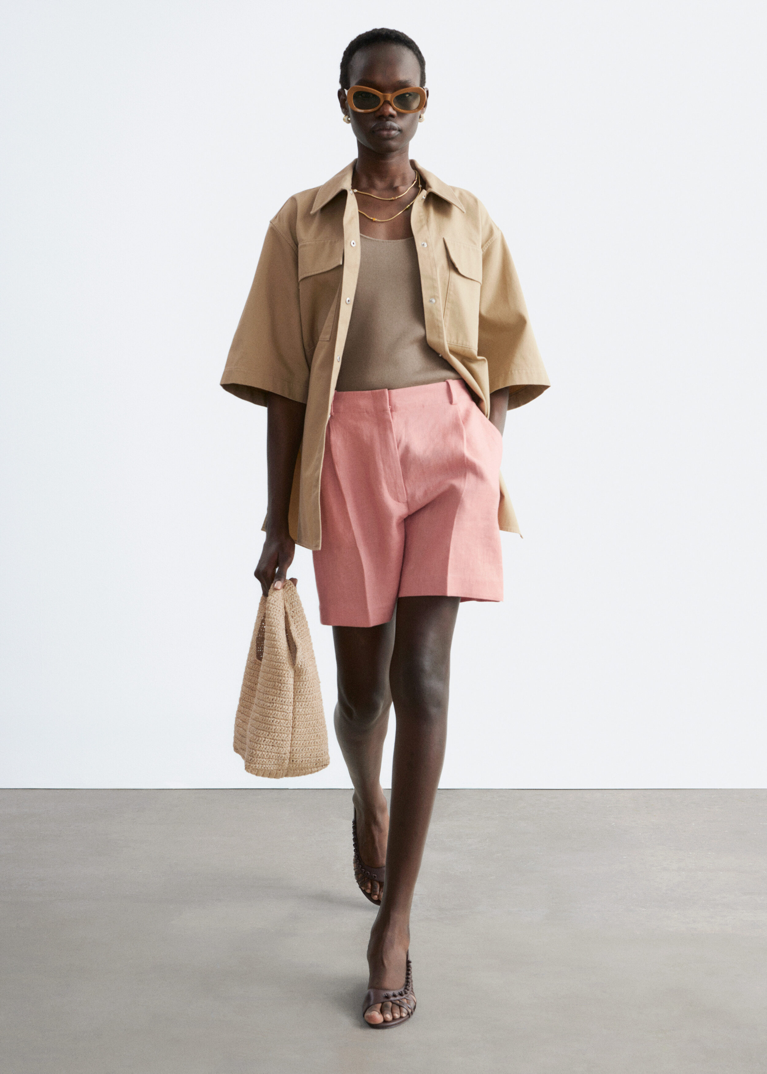 & Other Stories PLEATED LINEN SHORTS