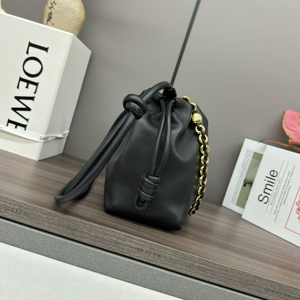 Loewe Medium Flamenco purse in mellow nappa lambskin - Top Club