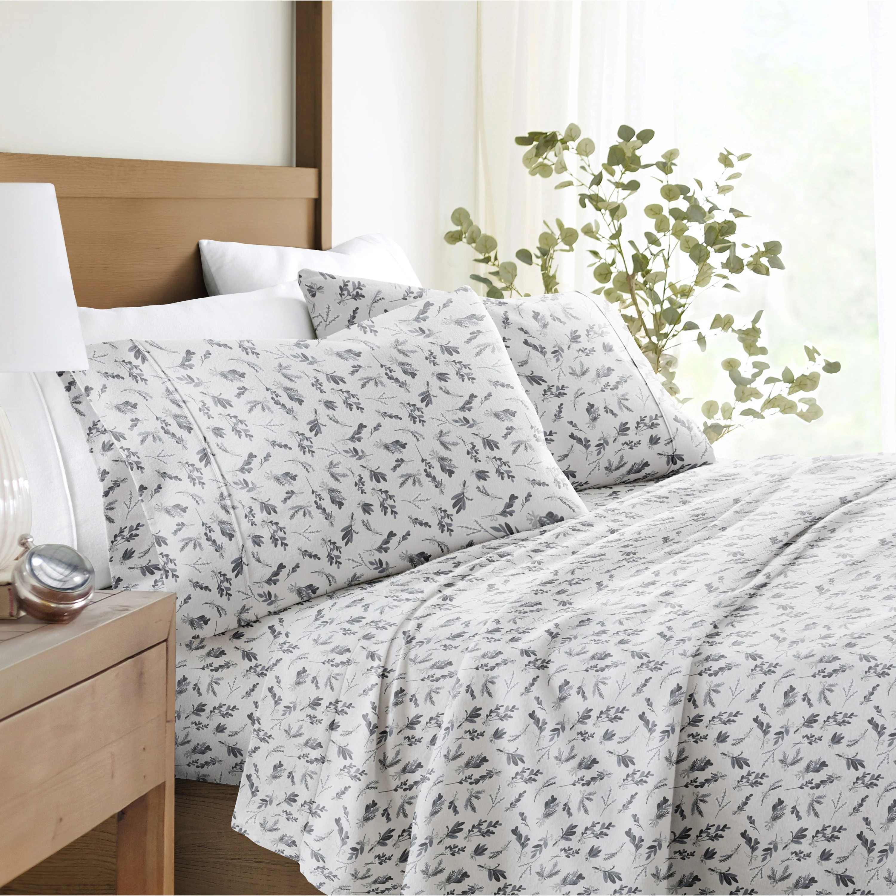Botanical 4-Piece Flannel Sheet Set