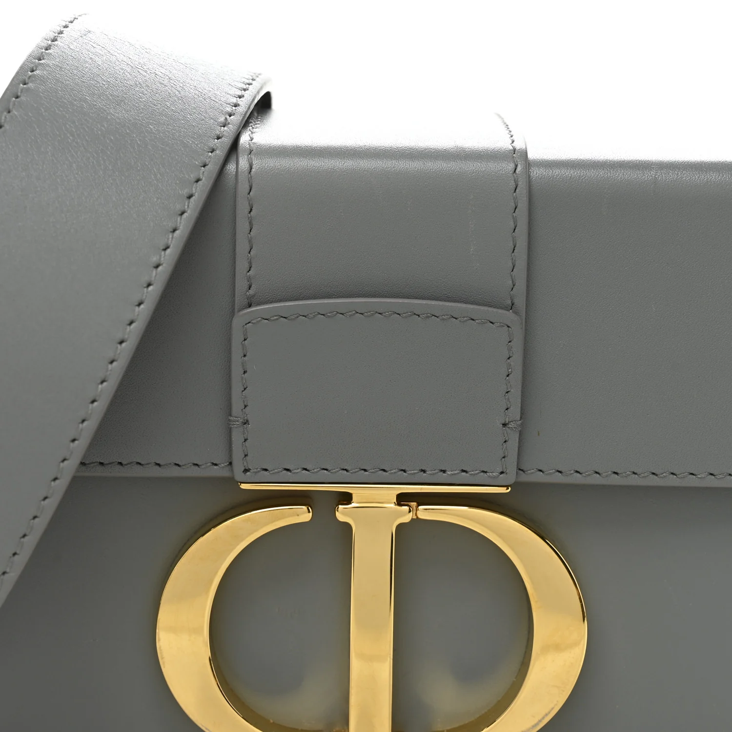 Box Calfskin 30 Montaigne Box Bag Gray - Top Club