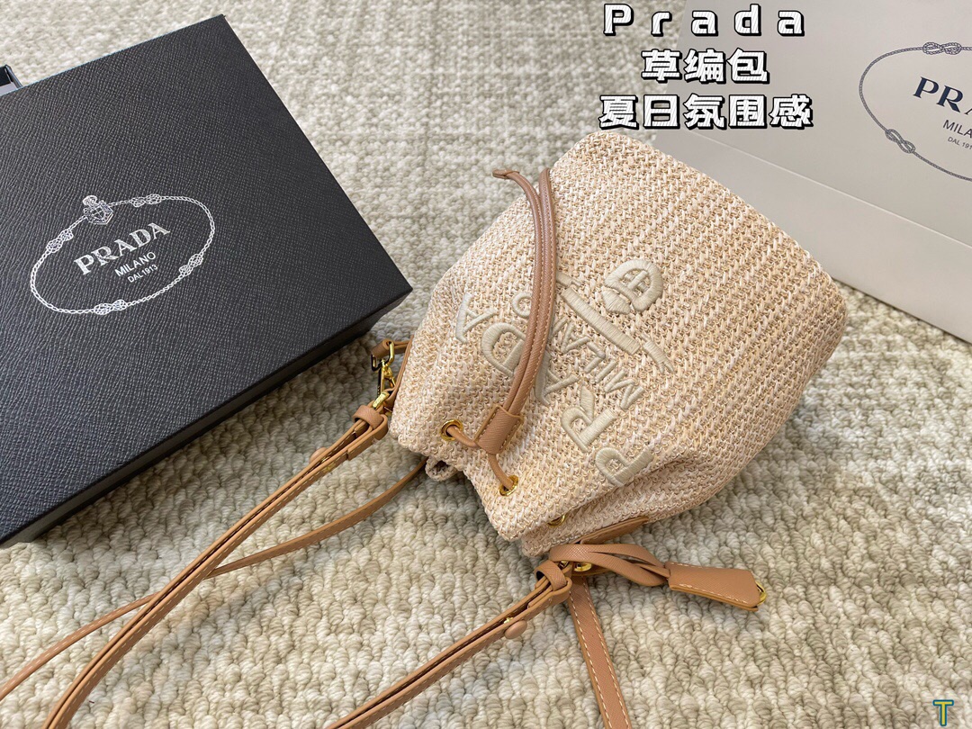 Pra nwe arrival bucket bag size: 18 * 22 cm - Top Club