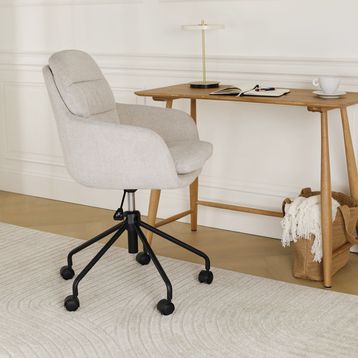 Bureaustoel Nout-Mia beige - zwart onderstel
