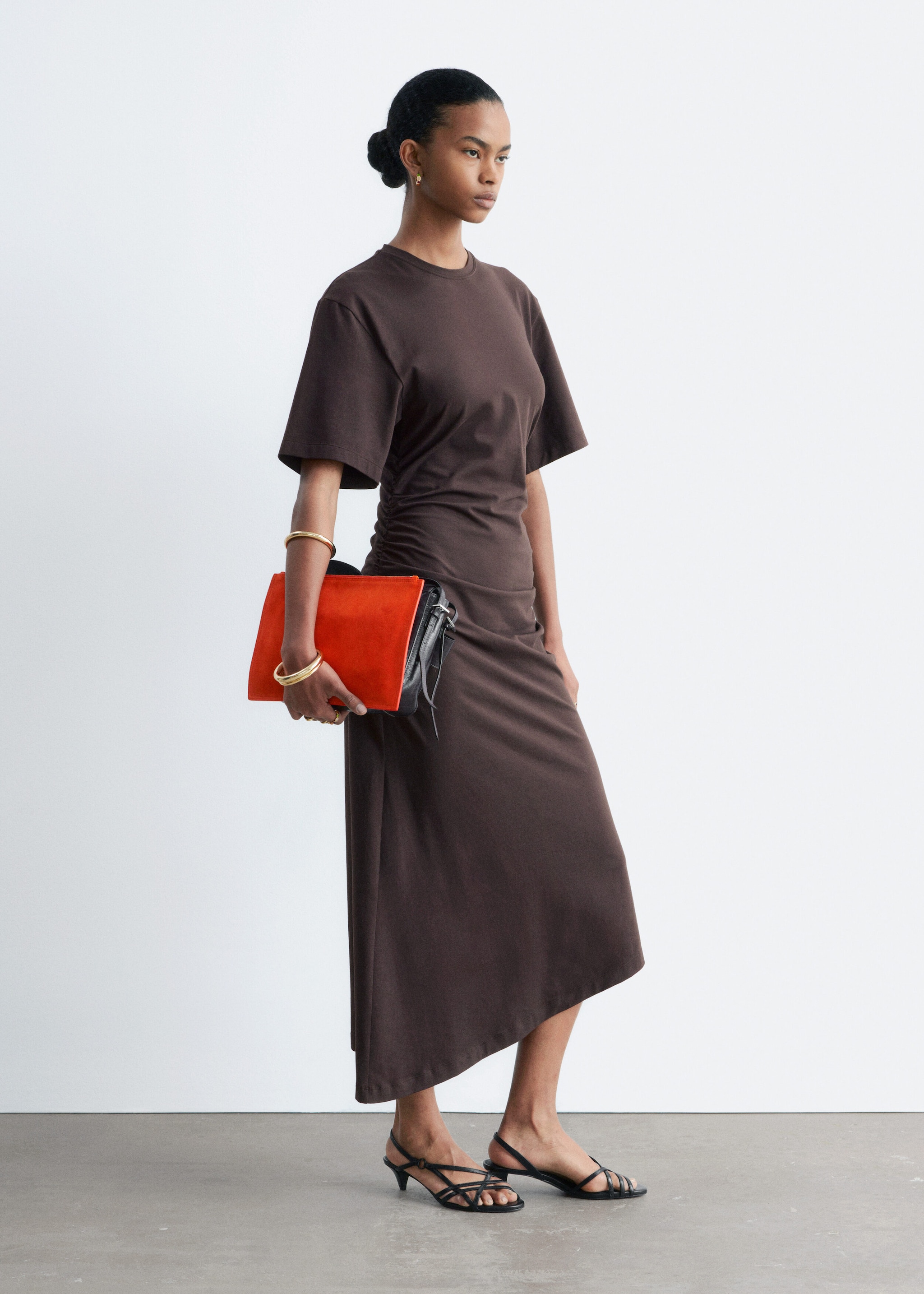 & Other Stories ASYMMETRIC MIDI T-SHIRT DRESS