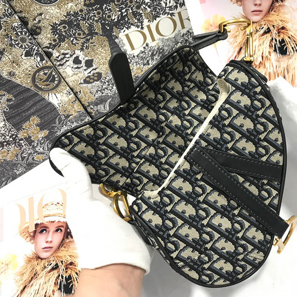 Dior MINI SADDLE BAG - Top Club