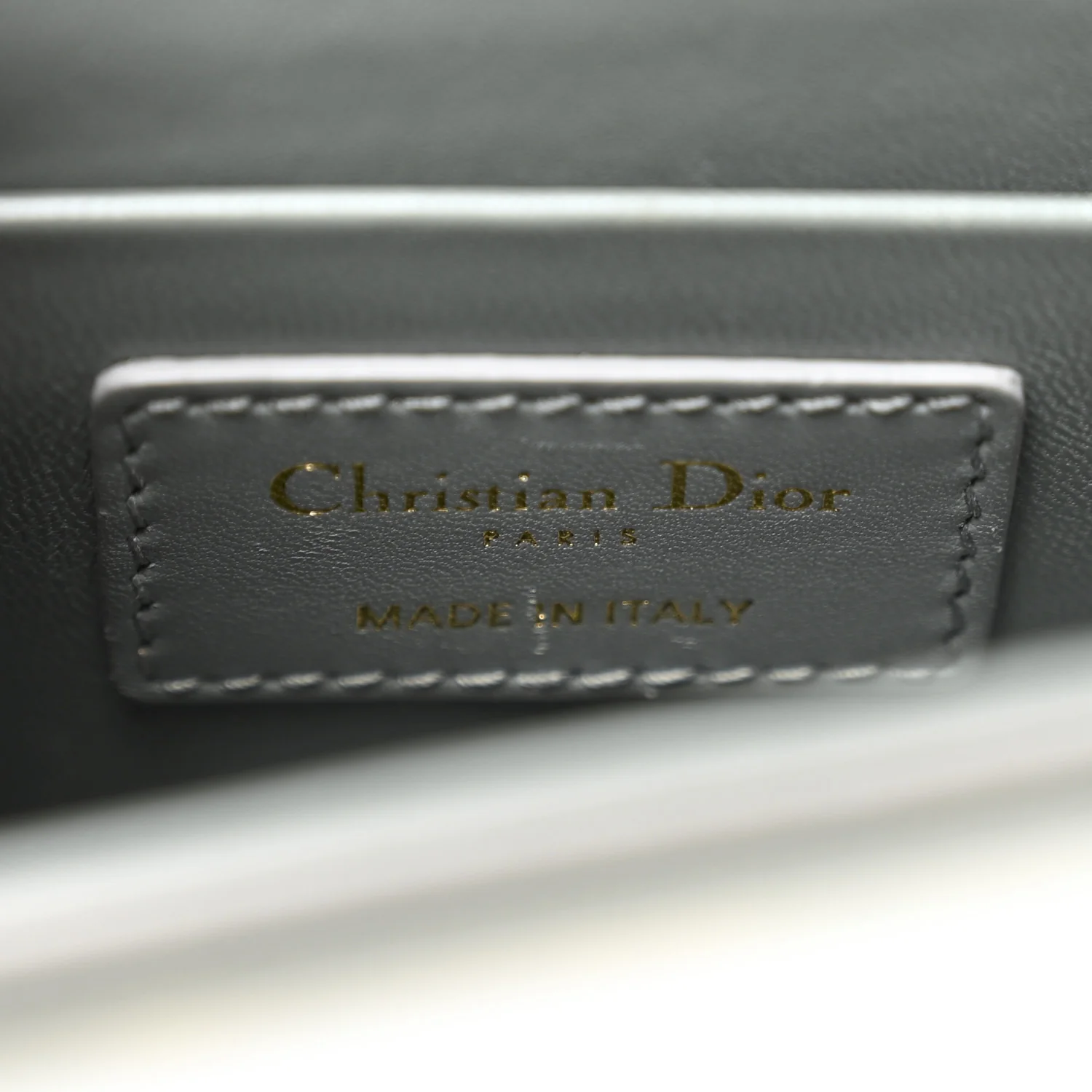 Box Calfskin 30 Montaigne Box Bag Gray - Top Club