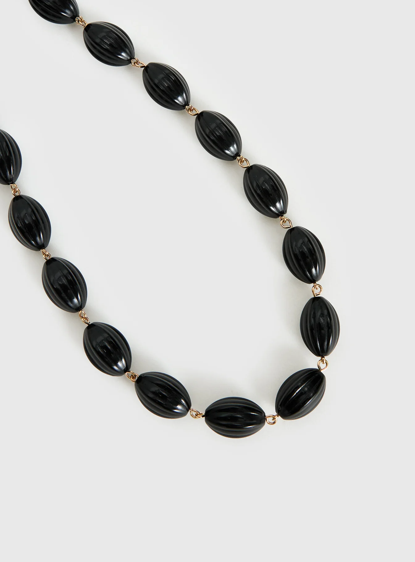 Liviya Beaded Necklace Black