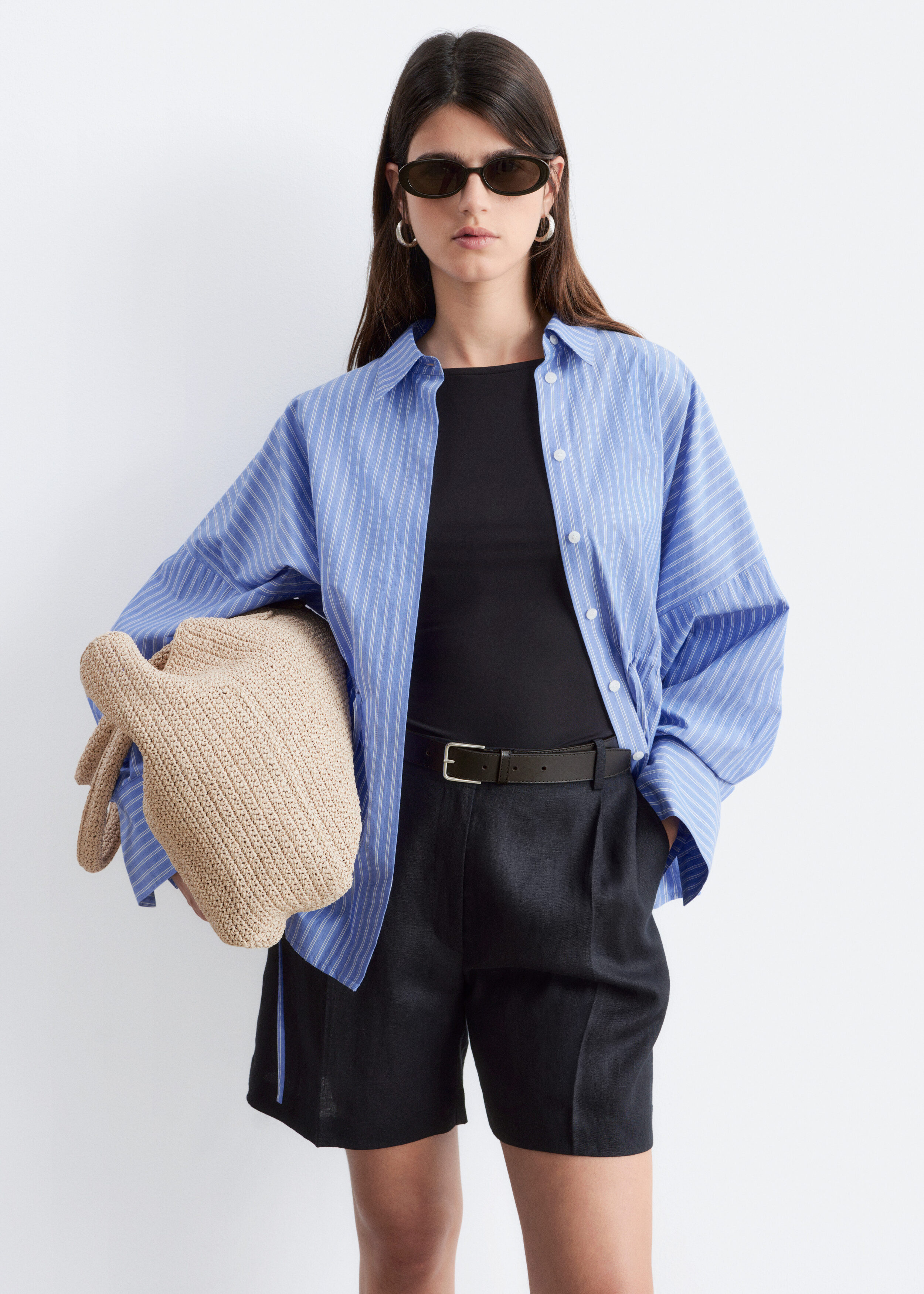 & Other Stories PLEATED LINEN SHORTS