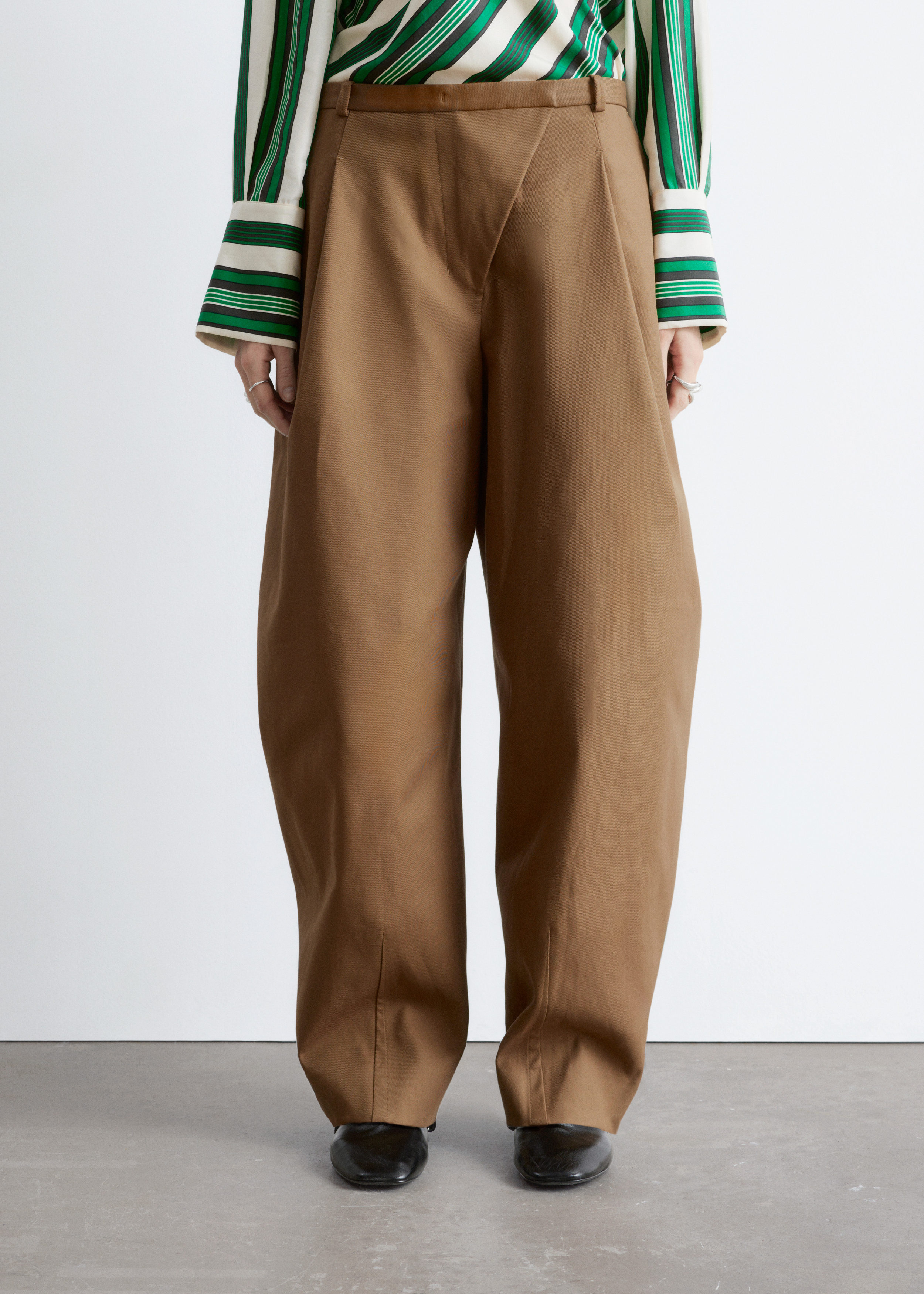 & Other Stories BARREL-LEG TROUSERS