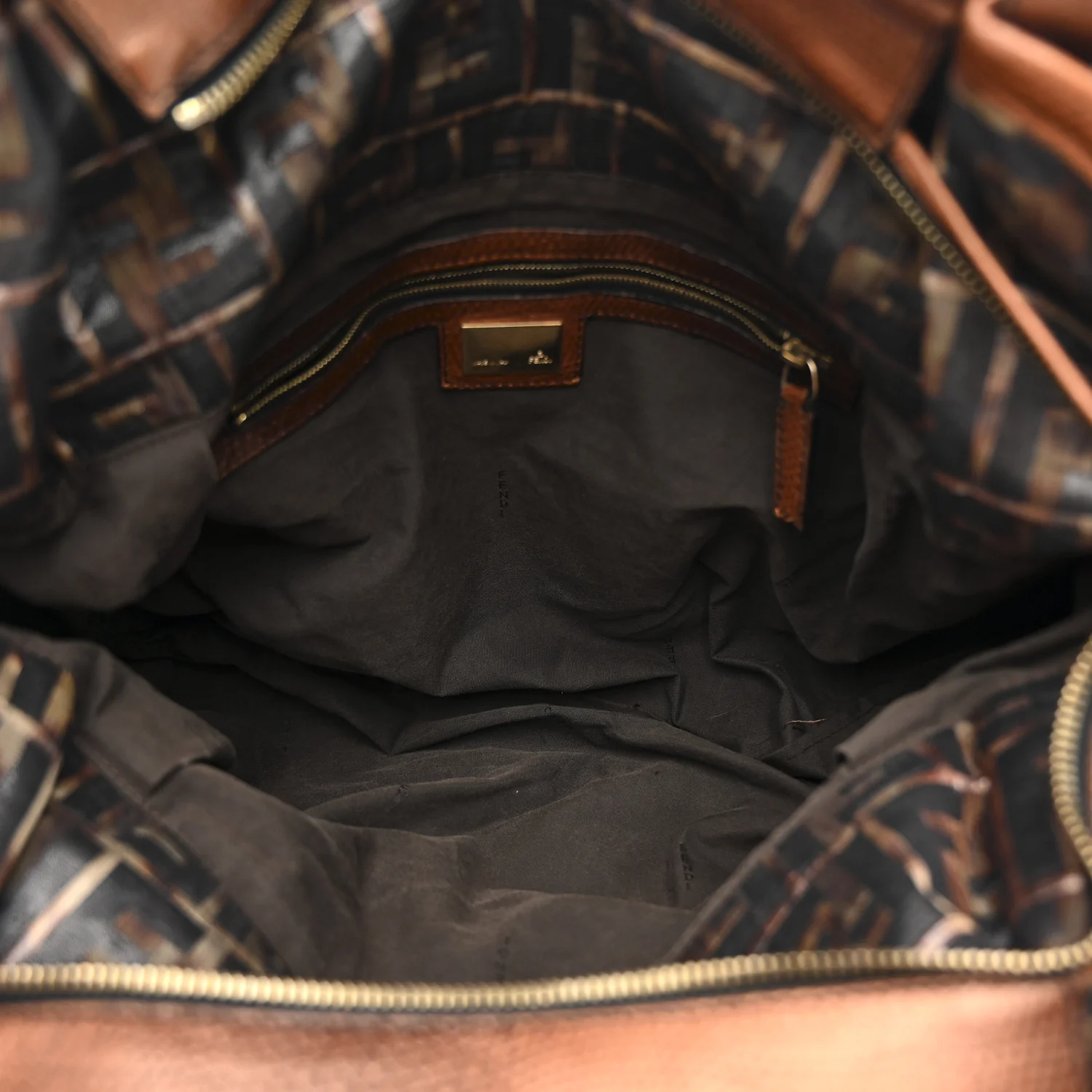 Zucca Calfskin Crocodile Embossed Large Chef Shopper Tote Tobacco - Top Club