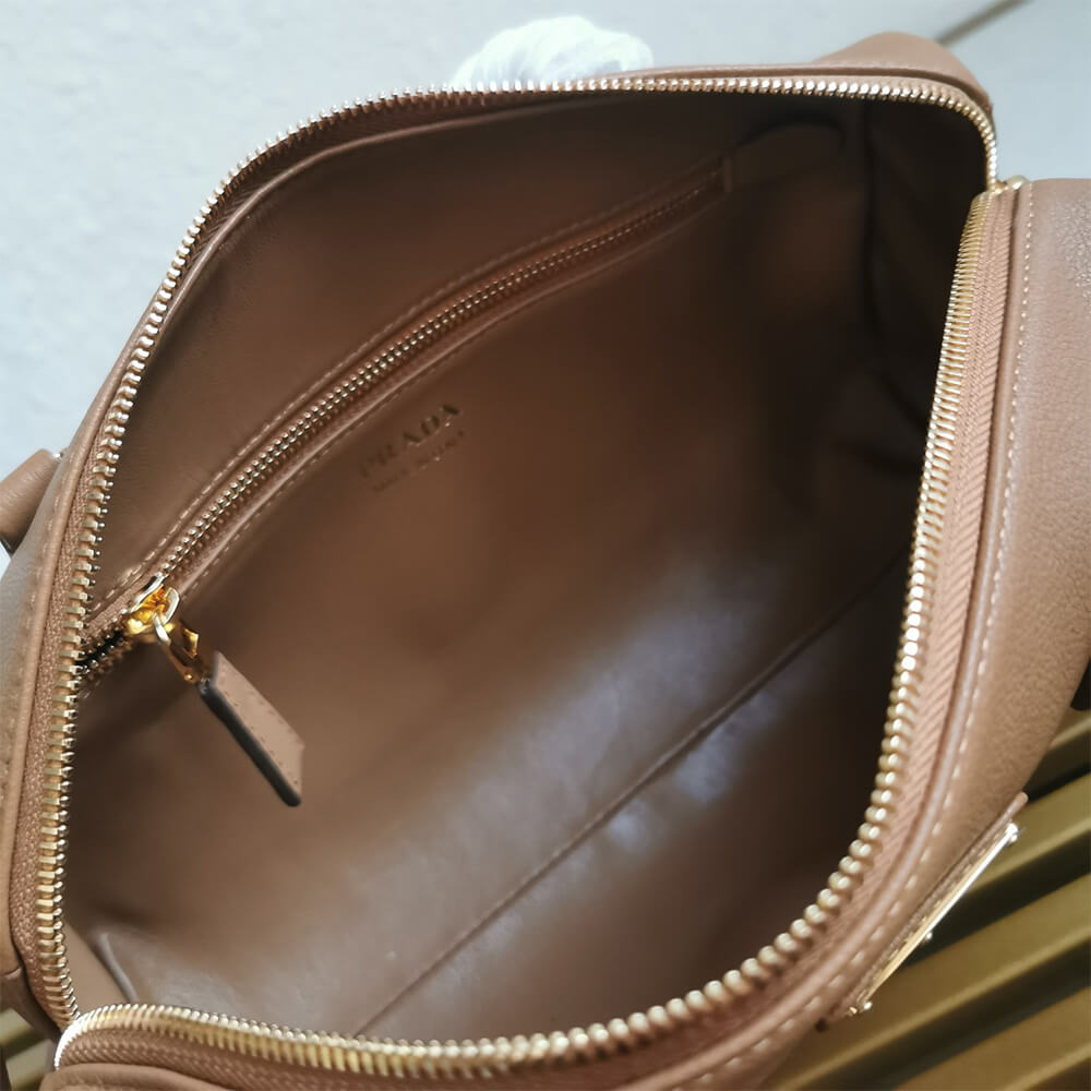 Prada Medium leather top-handle bag with padlock(high-end grade) - Top Club