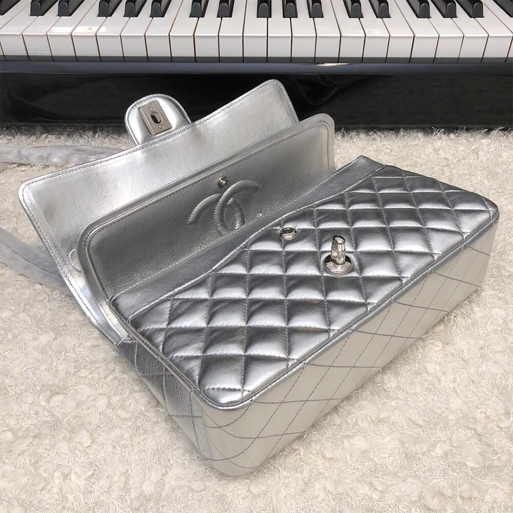 CHANEL Classic Flap Medium(High-end Grade) - Top Club