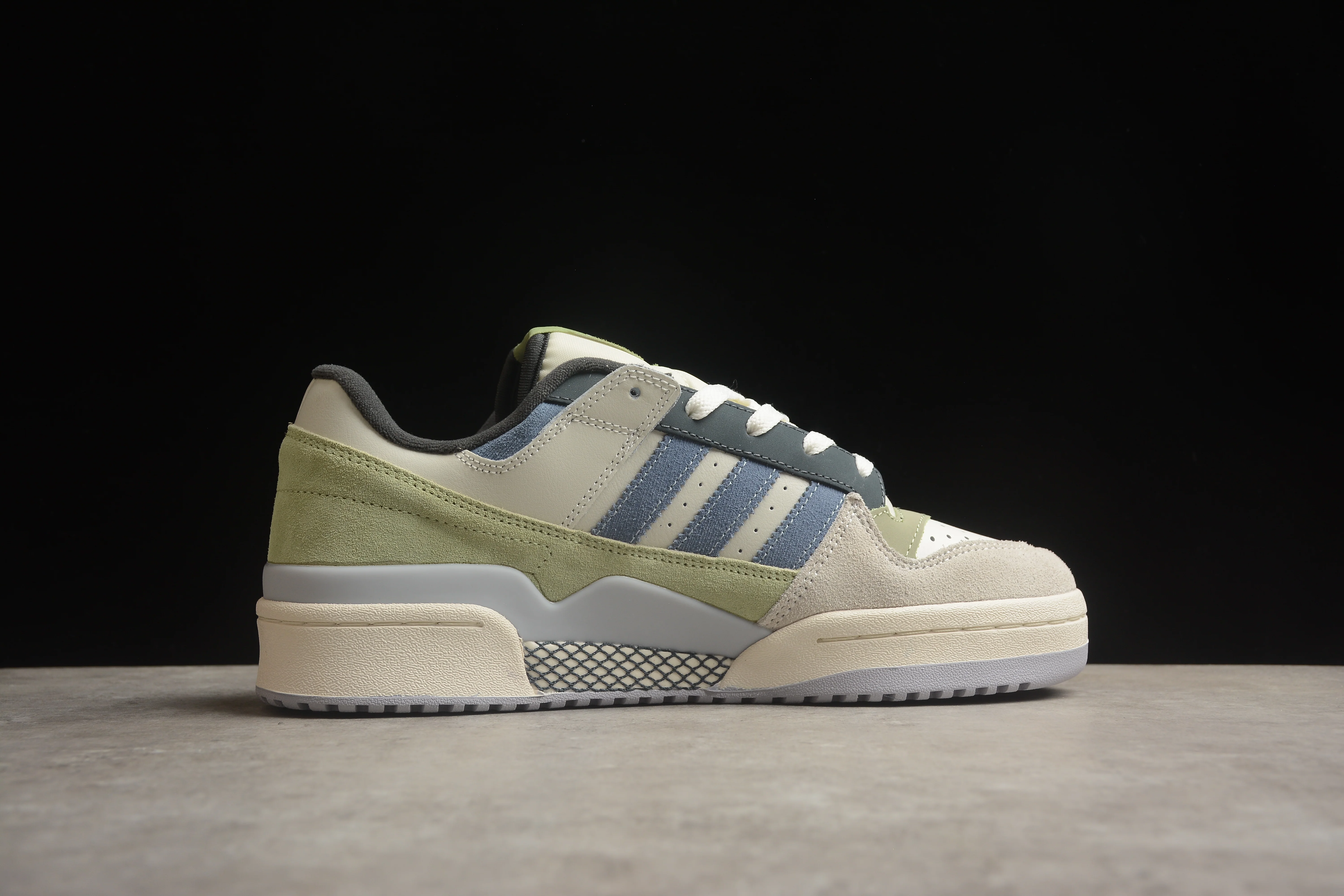 adidas Forum 84 Low 