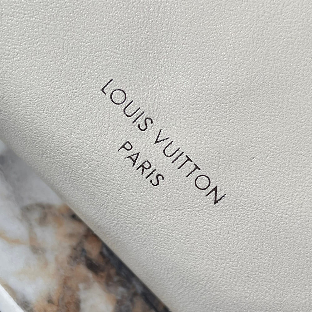 LV CarryAll Cargo Vibe PM(HIGH-END GRADE) - Top Club