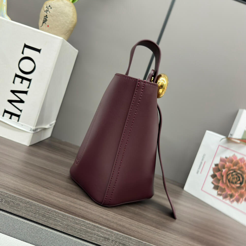 LOEWE Mini Pebble bucket in smooth calfskin(high-end grade) - Top Club