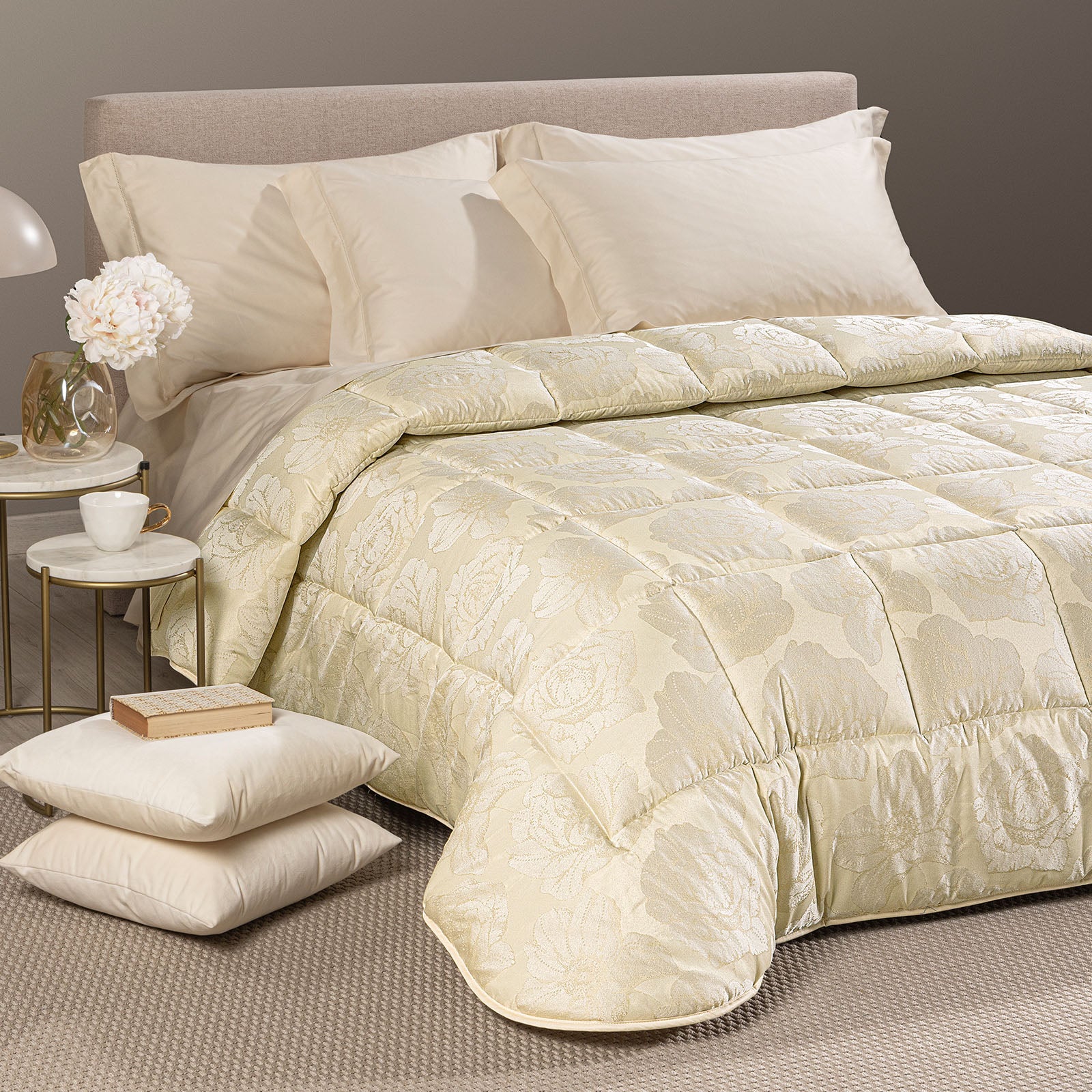 Trapunta In Raso Jacquard Flory Matrimoniale Avorio Dreaming