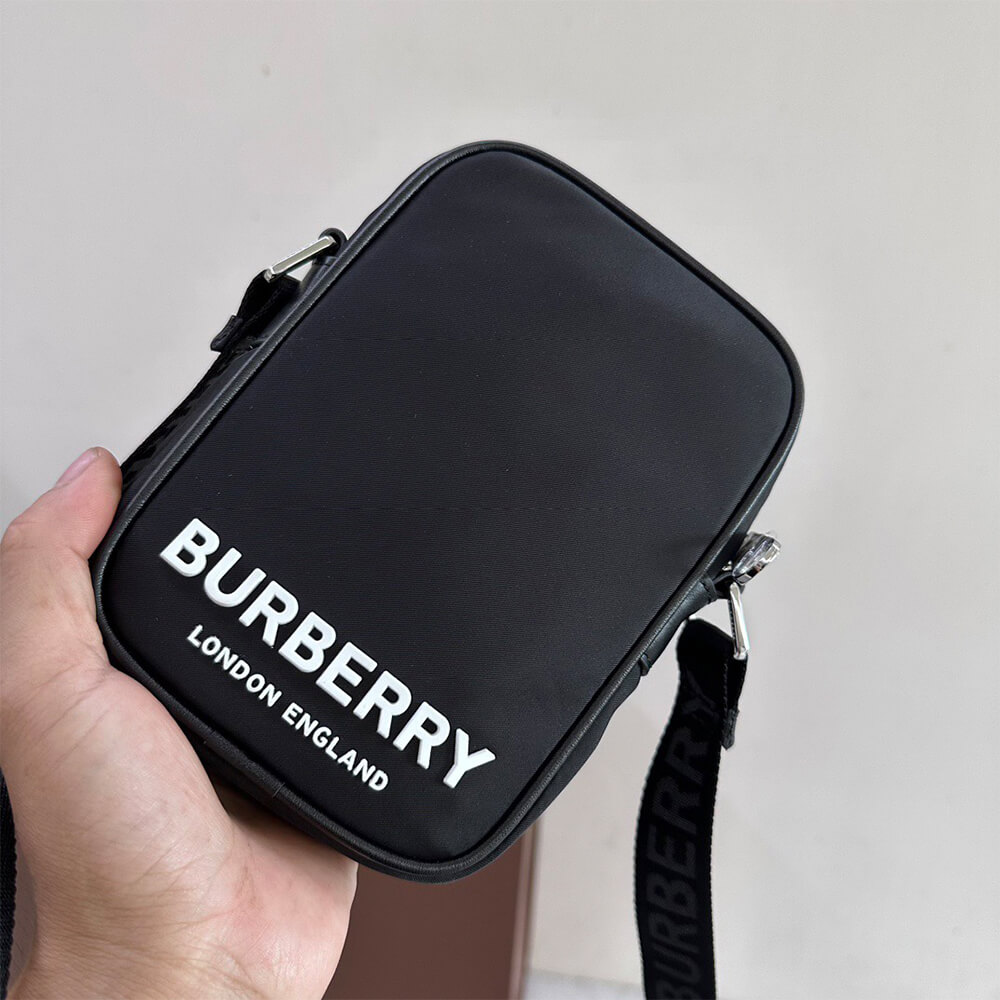 Burberry Vertical Paddy Bag - Top Club