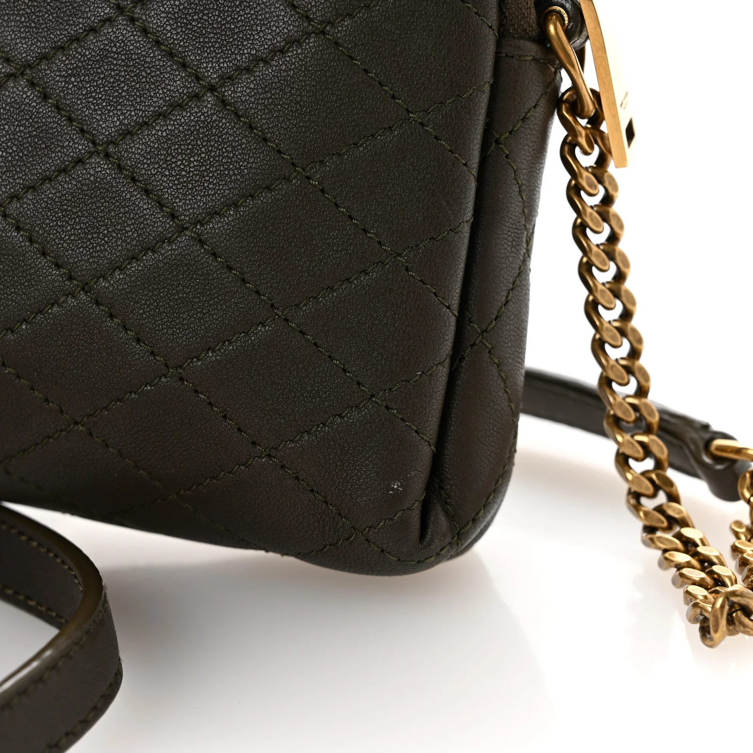 Lambskin Quilted Gaby Zipped Pouch - Top Club