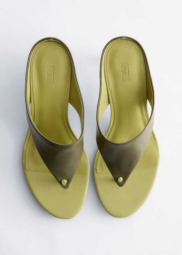 & Other Stories LEATHER KITTEN HEELS