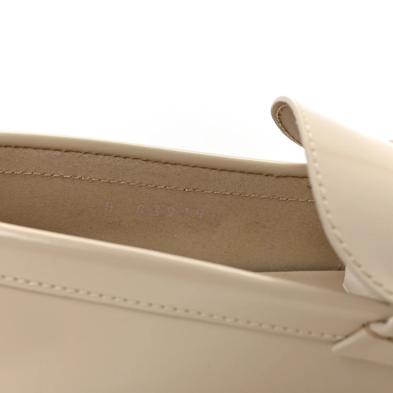 Shiny Calfskin Logo Loafers 38.5 Light Beige - Top Club