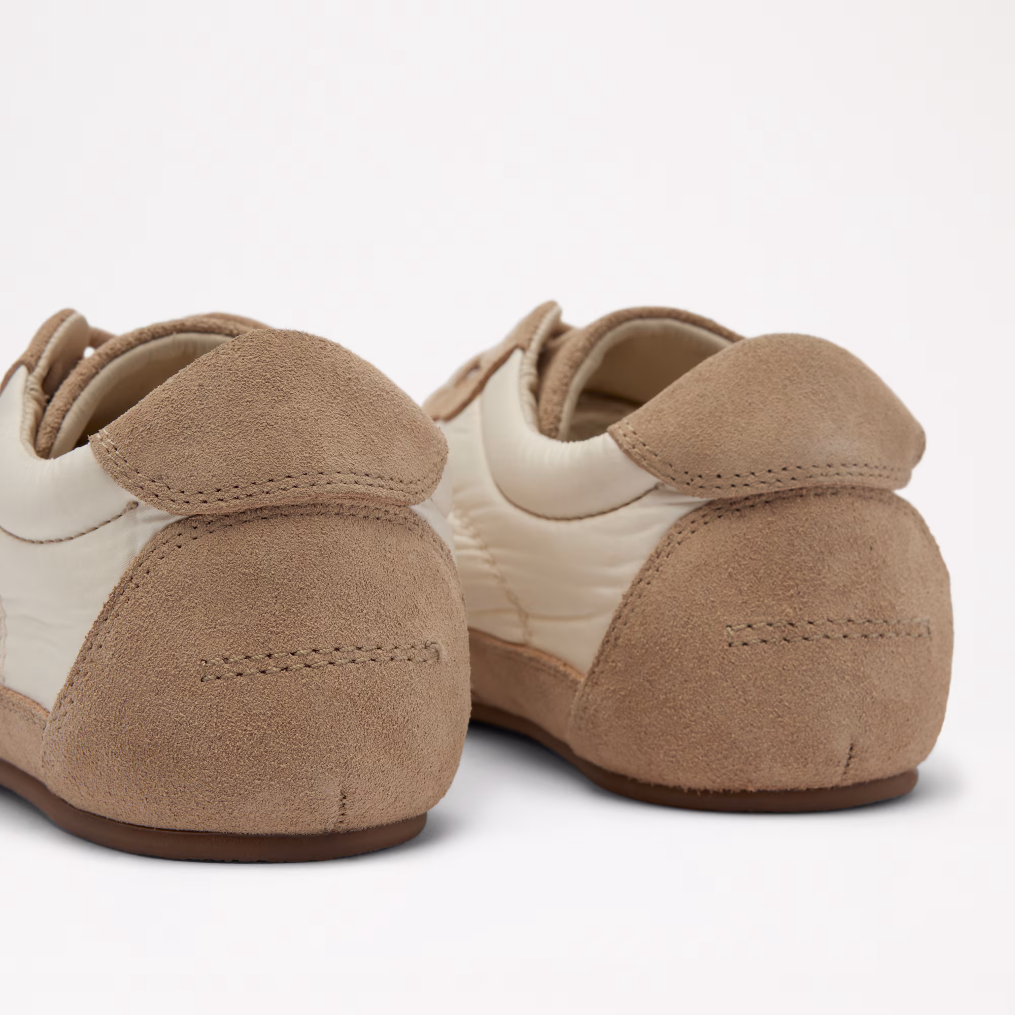 CessUltra Thin Sole Trainer