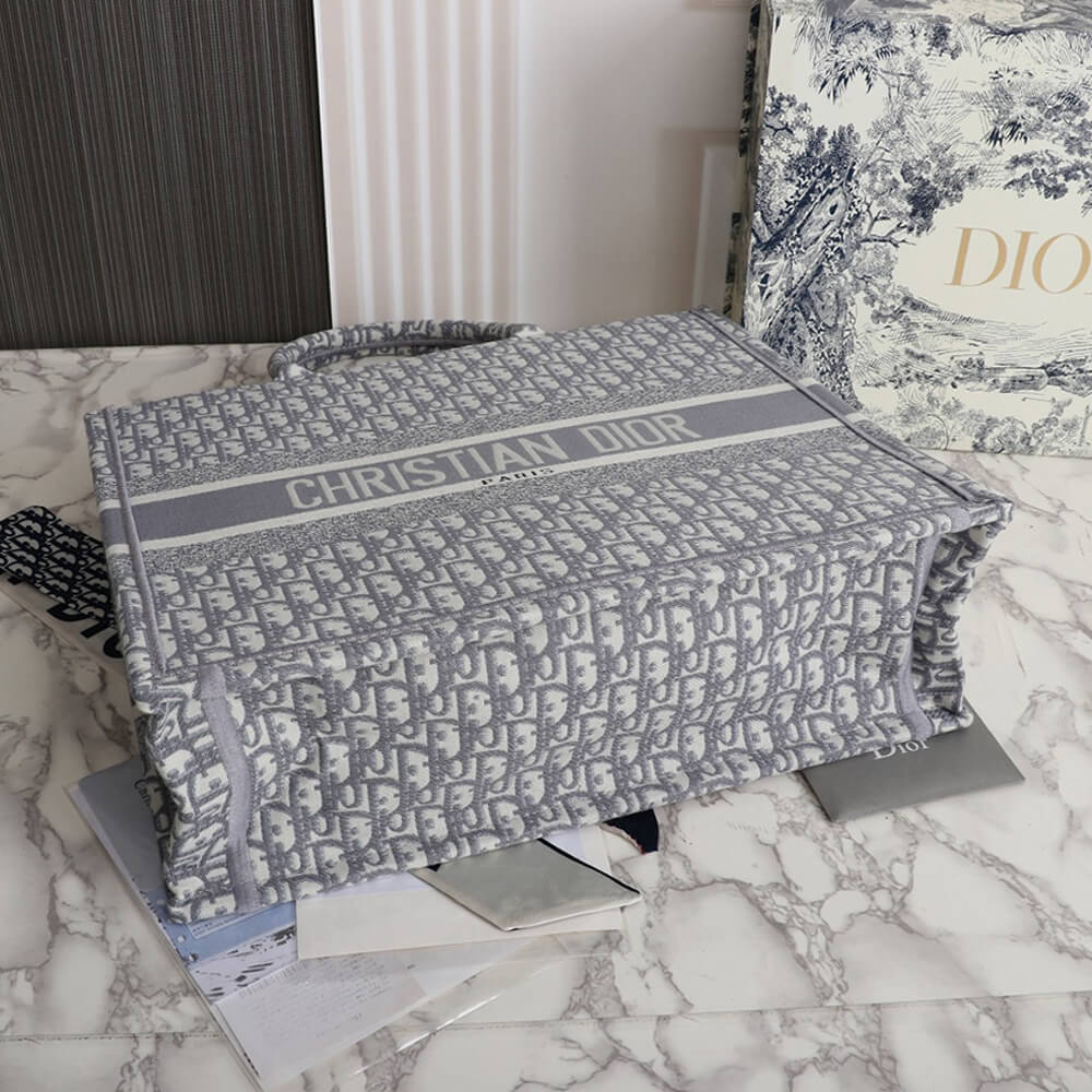 LARGE DIOR BOOK TOTE - Top Club
