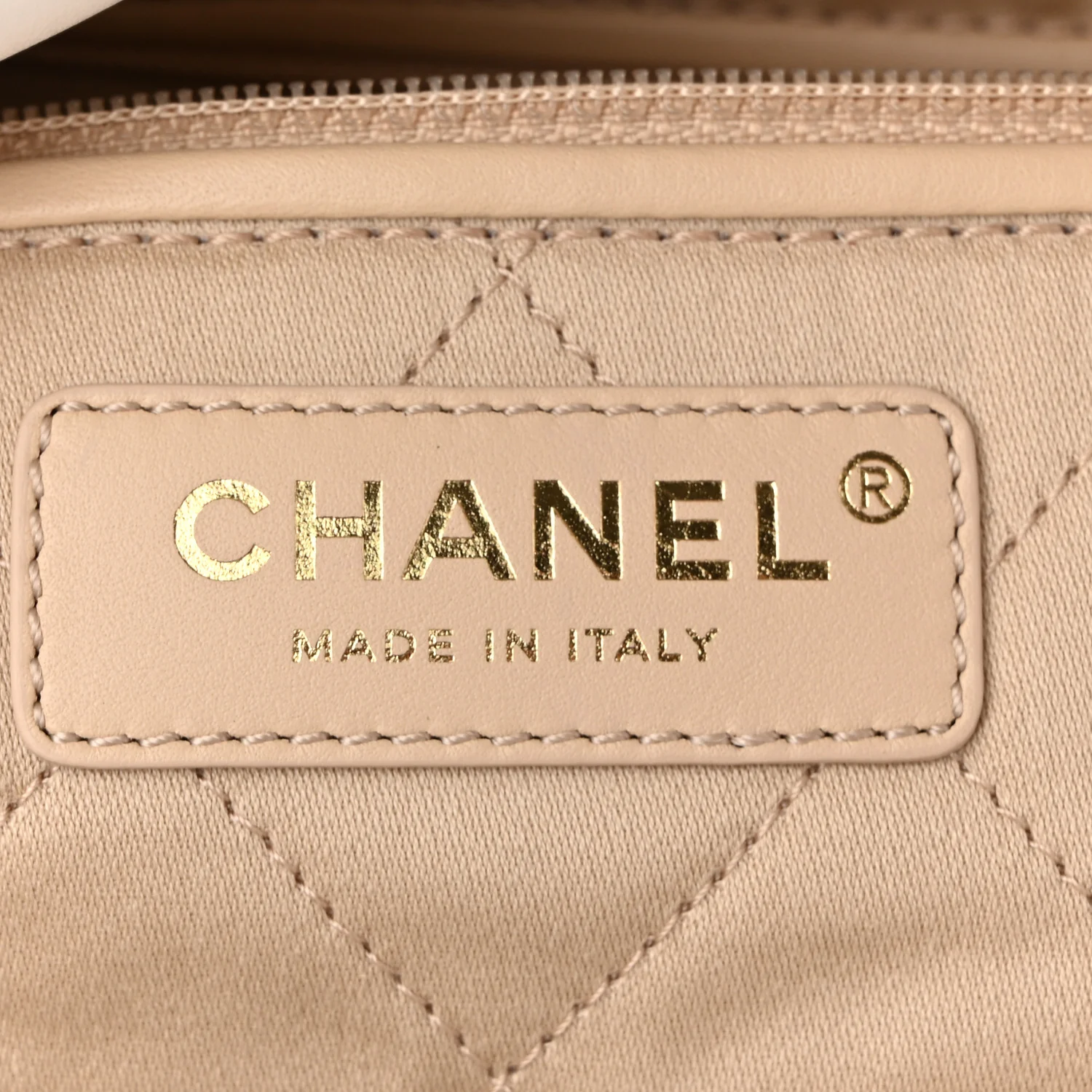 Shiny Calfskin Quilted Small Chanel  White - Top Club