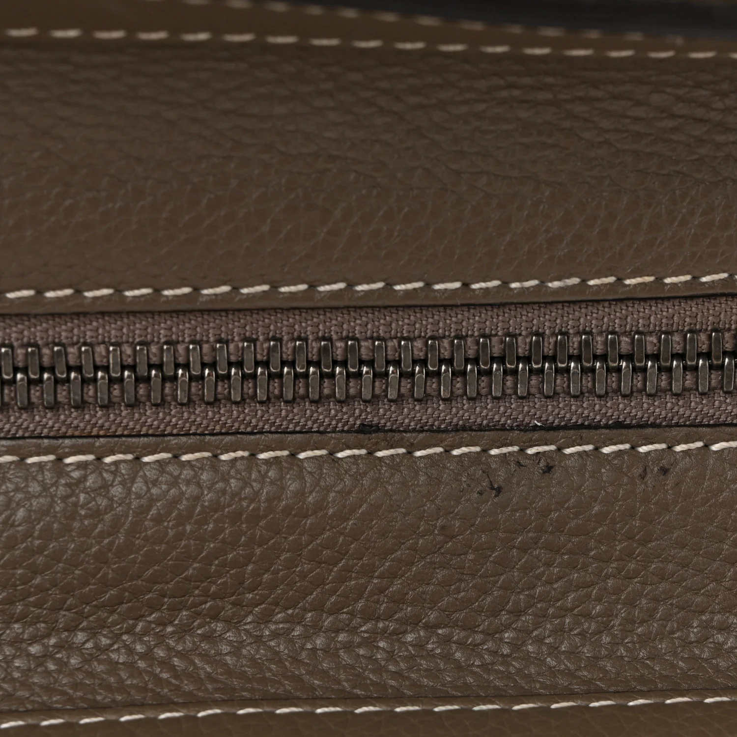 Drummed Calfskin Micro Luggage Souris - Top Club