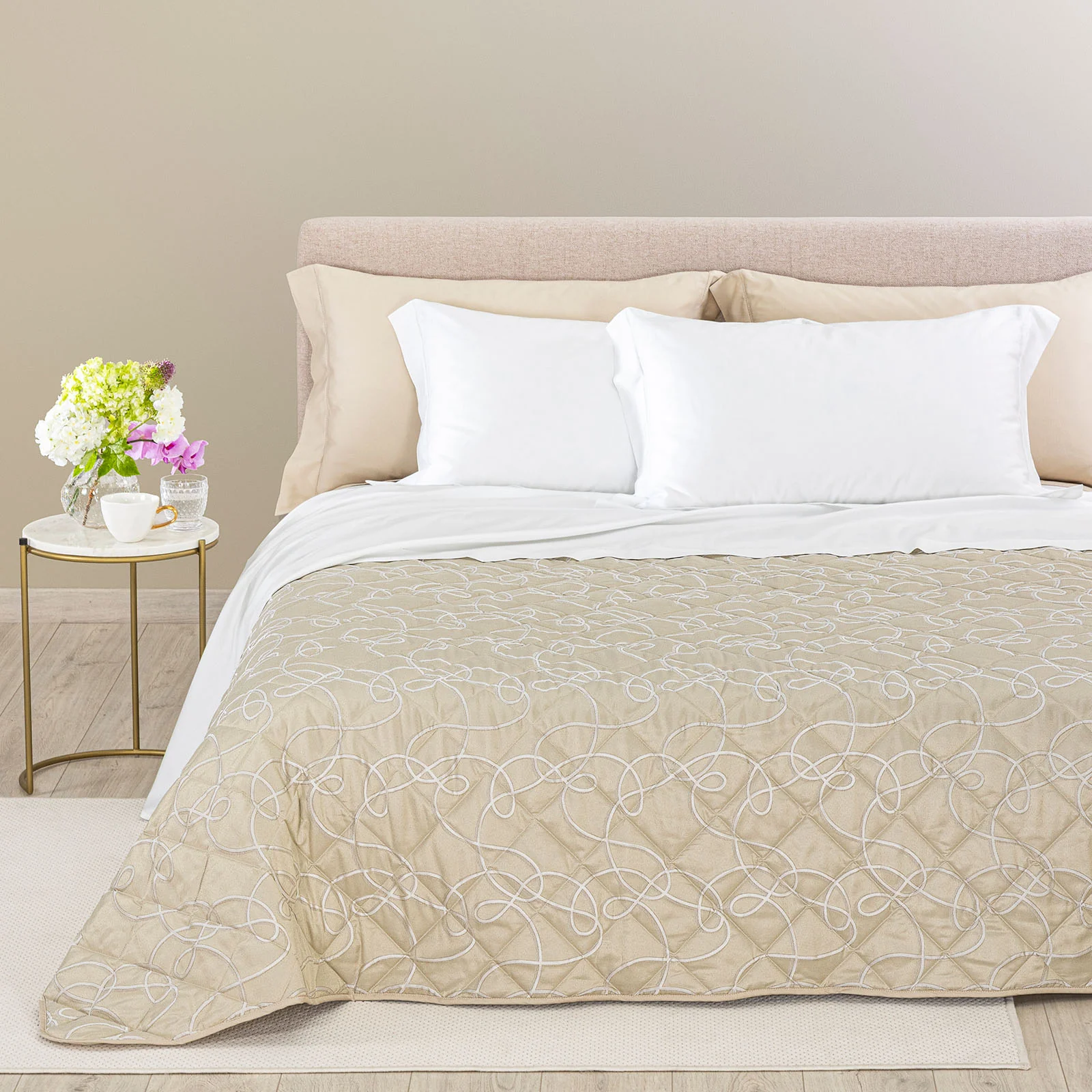 Copriletto Trapuntato In Raso Jacquard Lesley Matrimoniale Naturale Dreaming