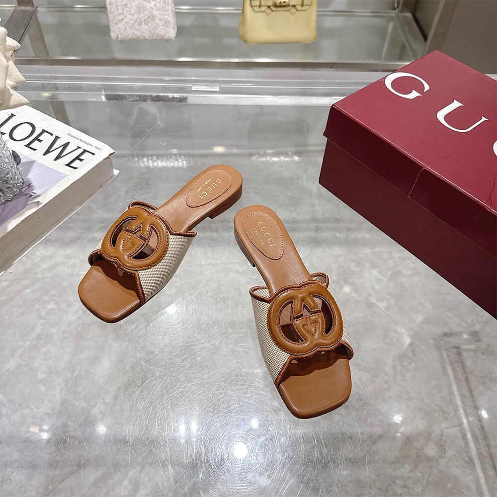 GUCCI Women s Interlocking G slide sandal - Top Club