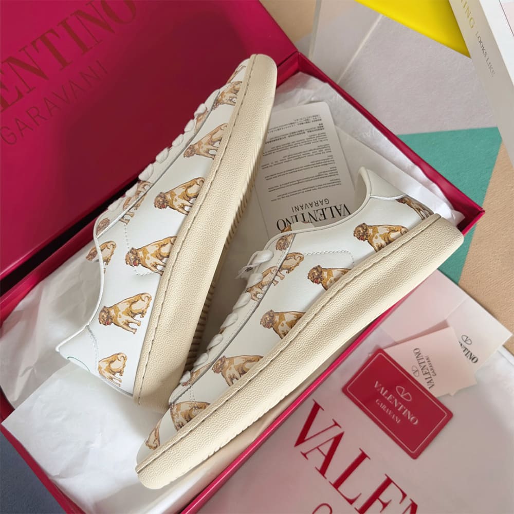 VALENTINO ROYCO Women s  LE CHAT DE LA MAISON  Patterned Soft Calfskin Sneakers - Top Club