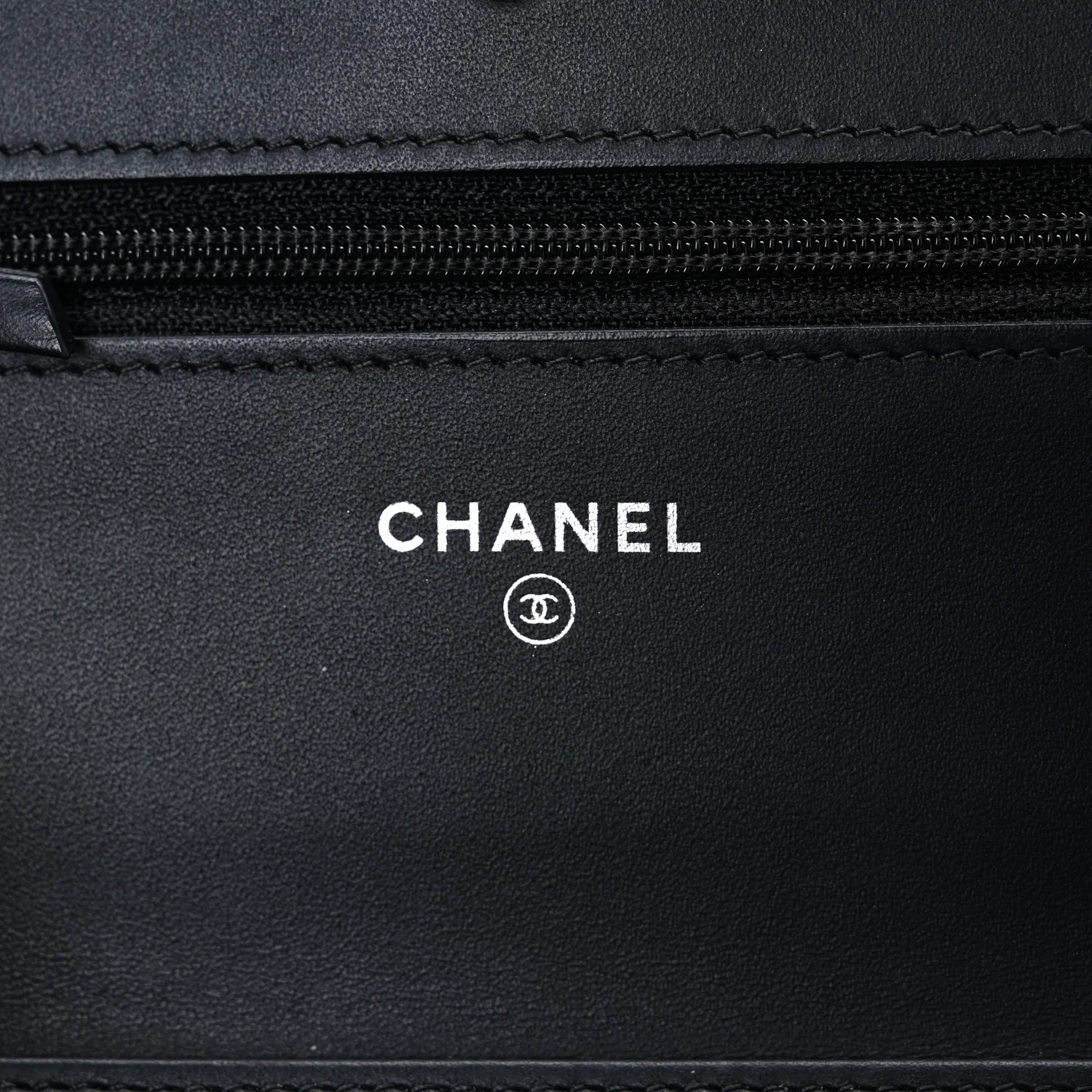 Aged Calfskin Quilted Lucky Charms 2.55 Reissue Wallet On Chain WOC Black - Top Club