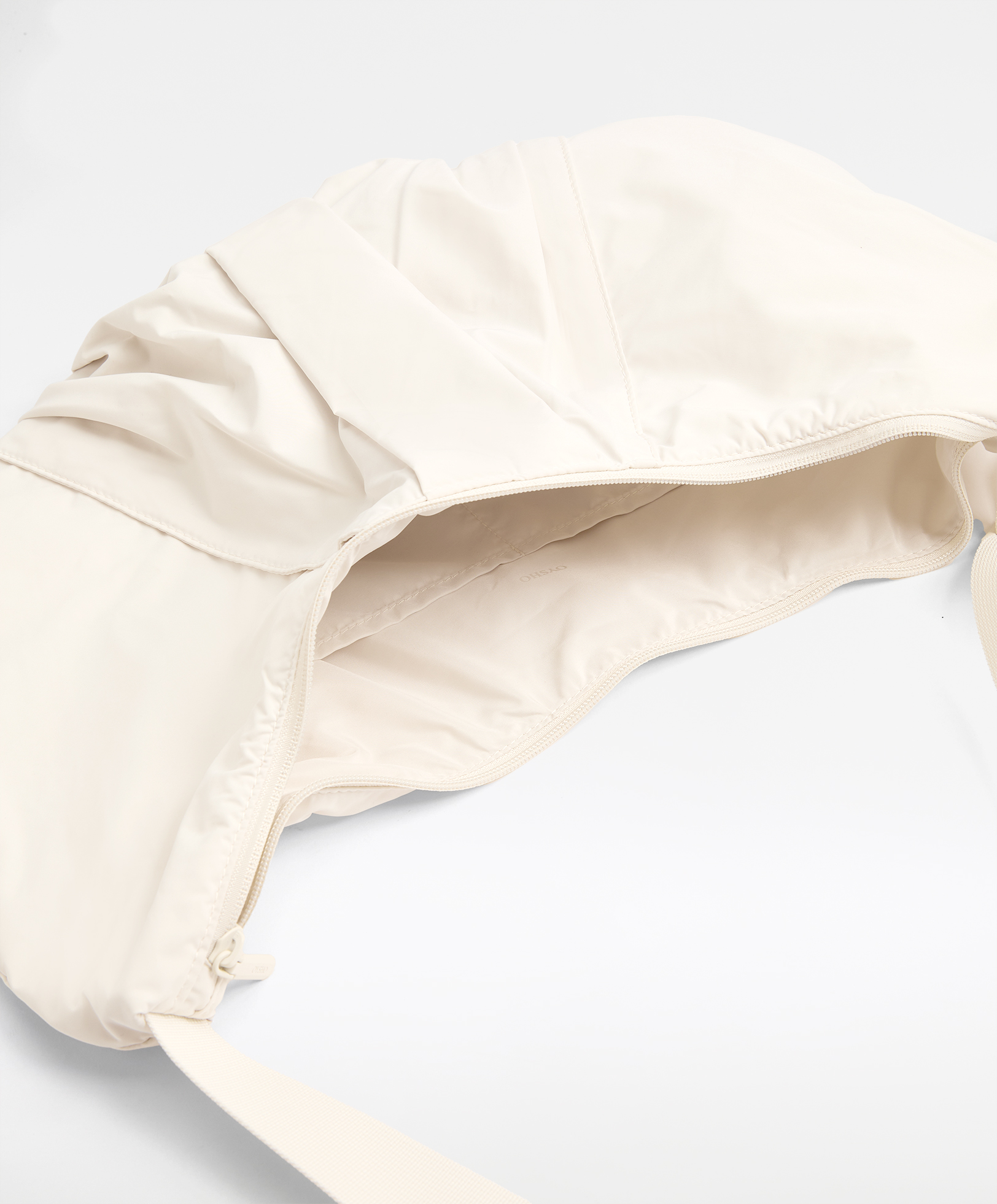 OYSHO Oval messenger bag