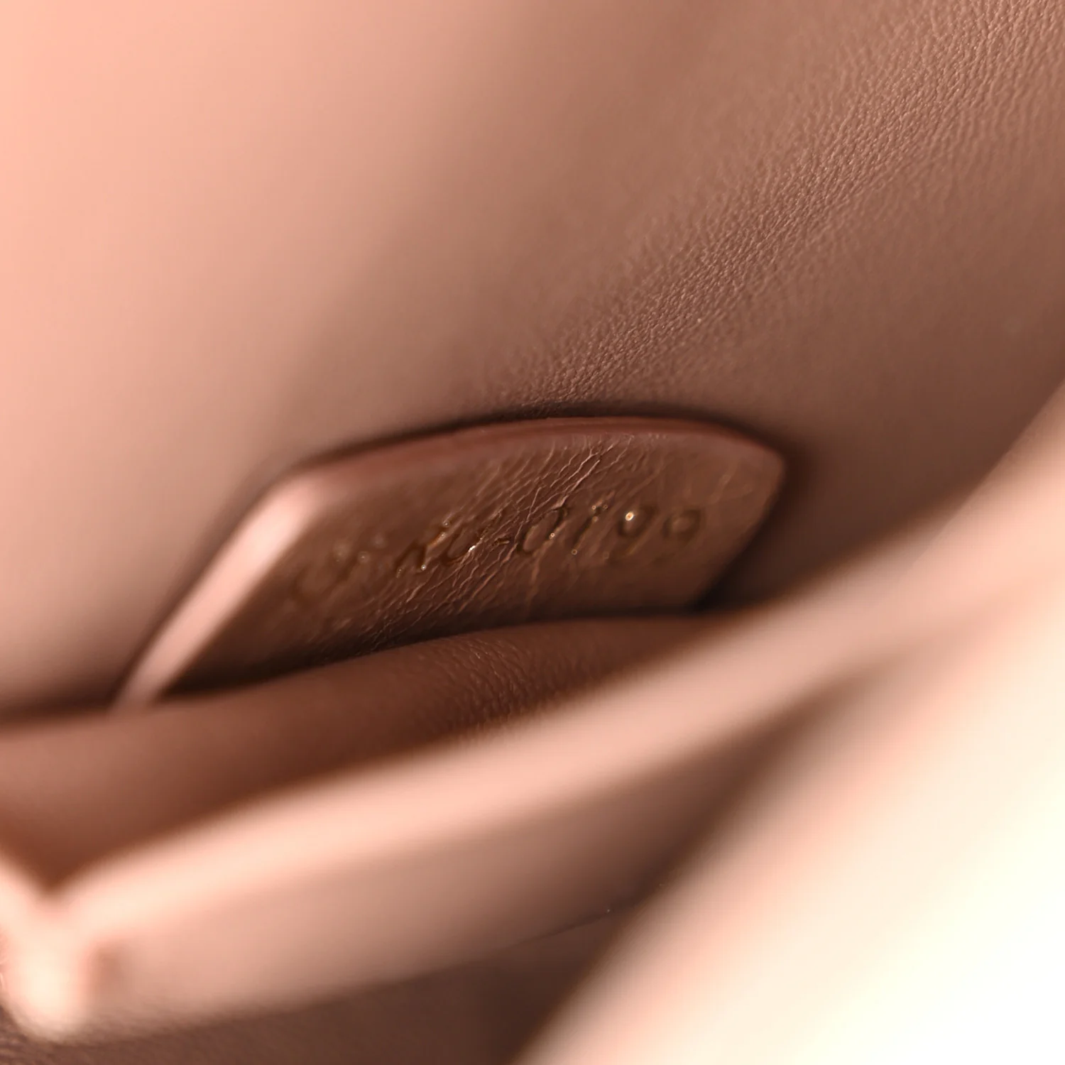 Smooth Calfskin Micro 30 Montaigne Flap Bag Pale Pink - Top Club