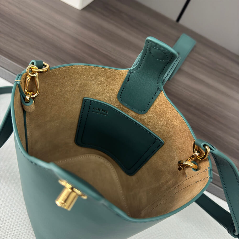 LOEWE Mini Pebble bucket in smooth calfskin(high-end grade) - Top Club