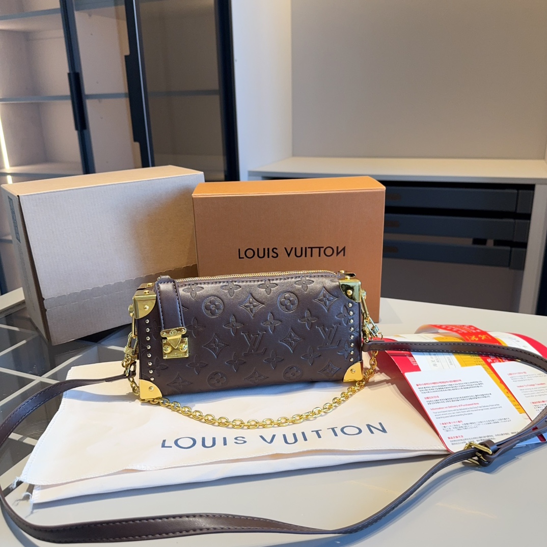 Louis new arrival slim trunk bag size:23*11*5 cm - Top Club