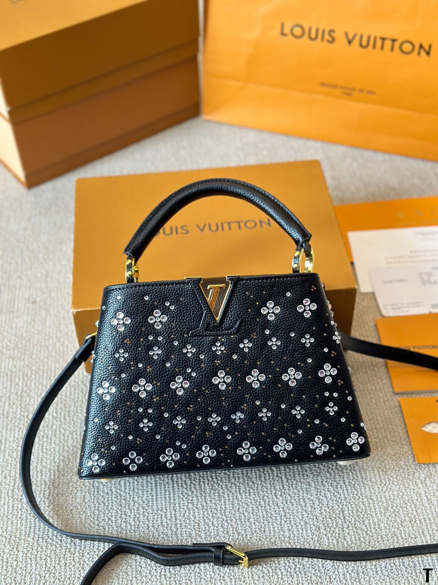 Louis capucines new arrival bag size :27*18cm - Top Club
