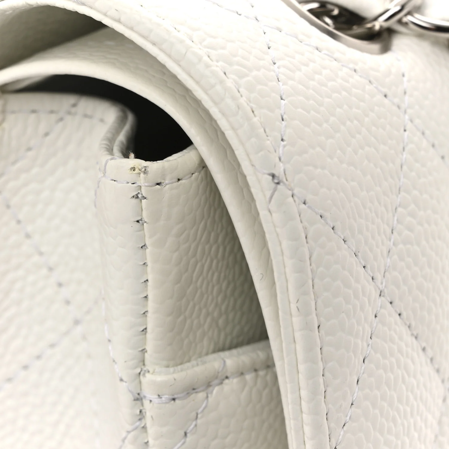 Caviar Quilted Medium Double Flap White - Top Club