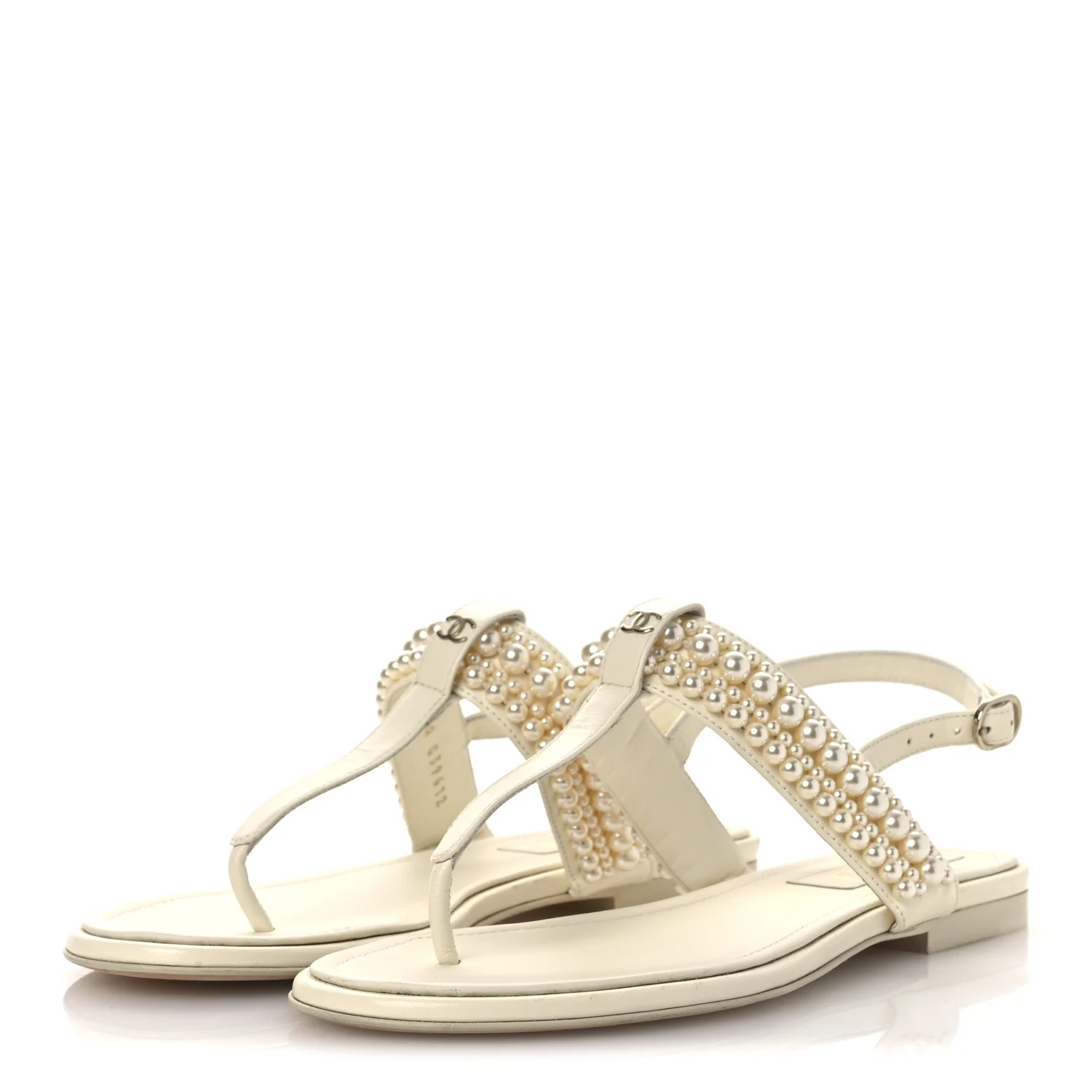 Lambskin Pearl Mini CC Thong Sandals 38 White - Top Club