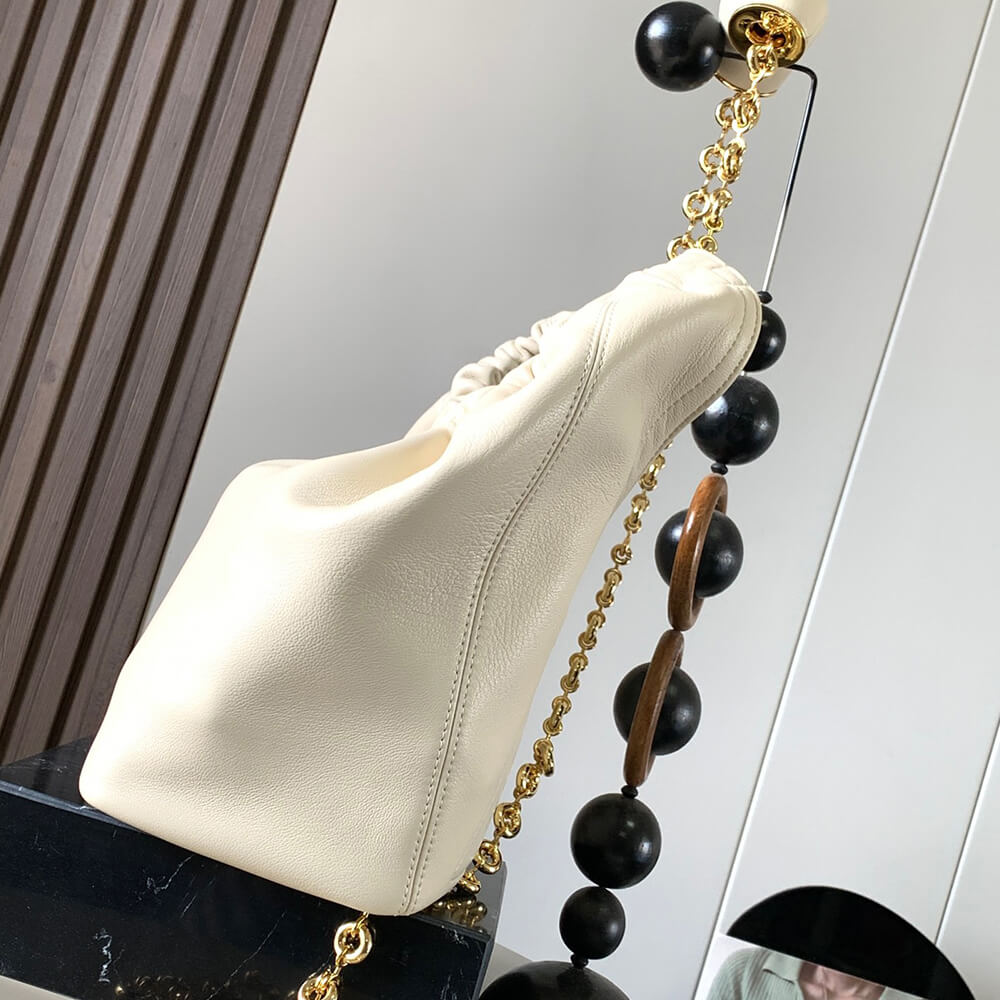 Loewe Small Squeeze bag in nappa lambskin - Top Club