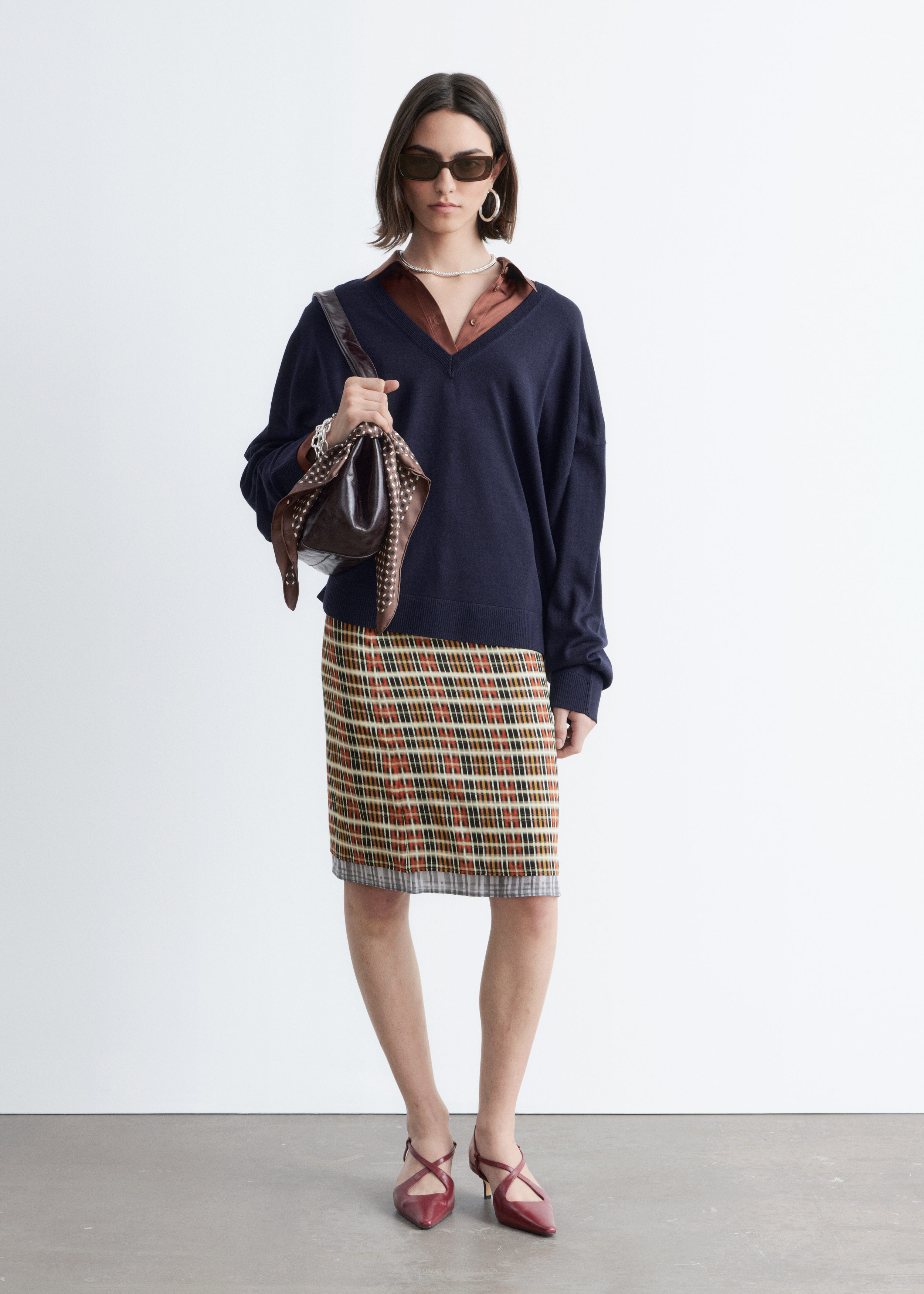 & Other Stories V-NECK MERINO WOOL JUMPER