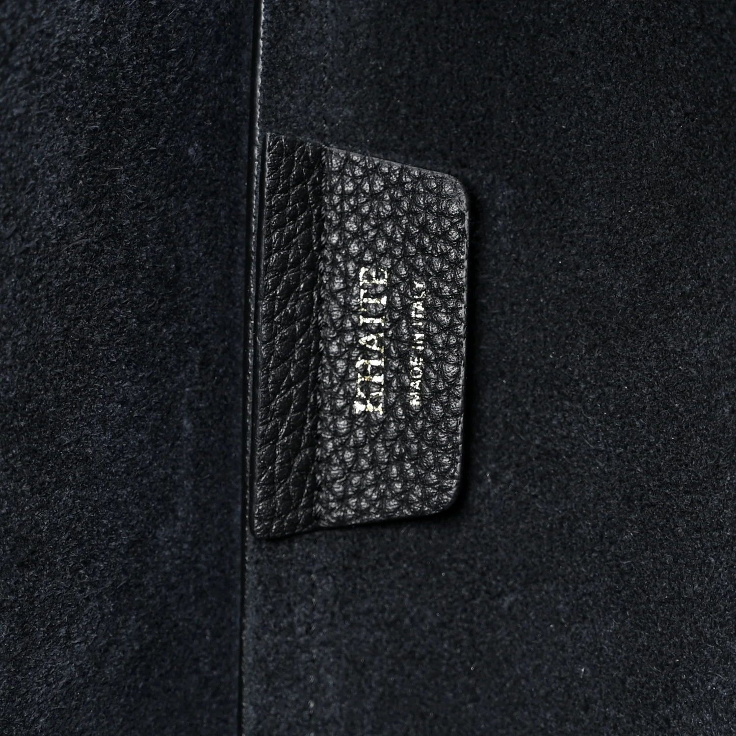 Pebbled Sport Calfskin Medium Lotus Tote Black - Top Club