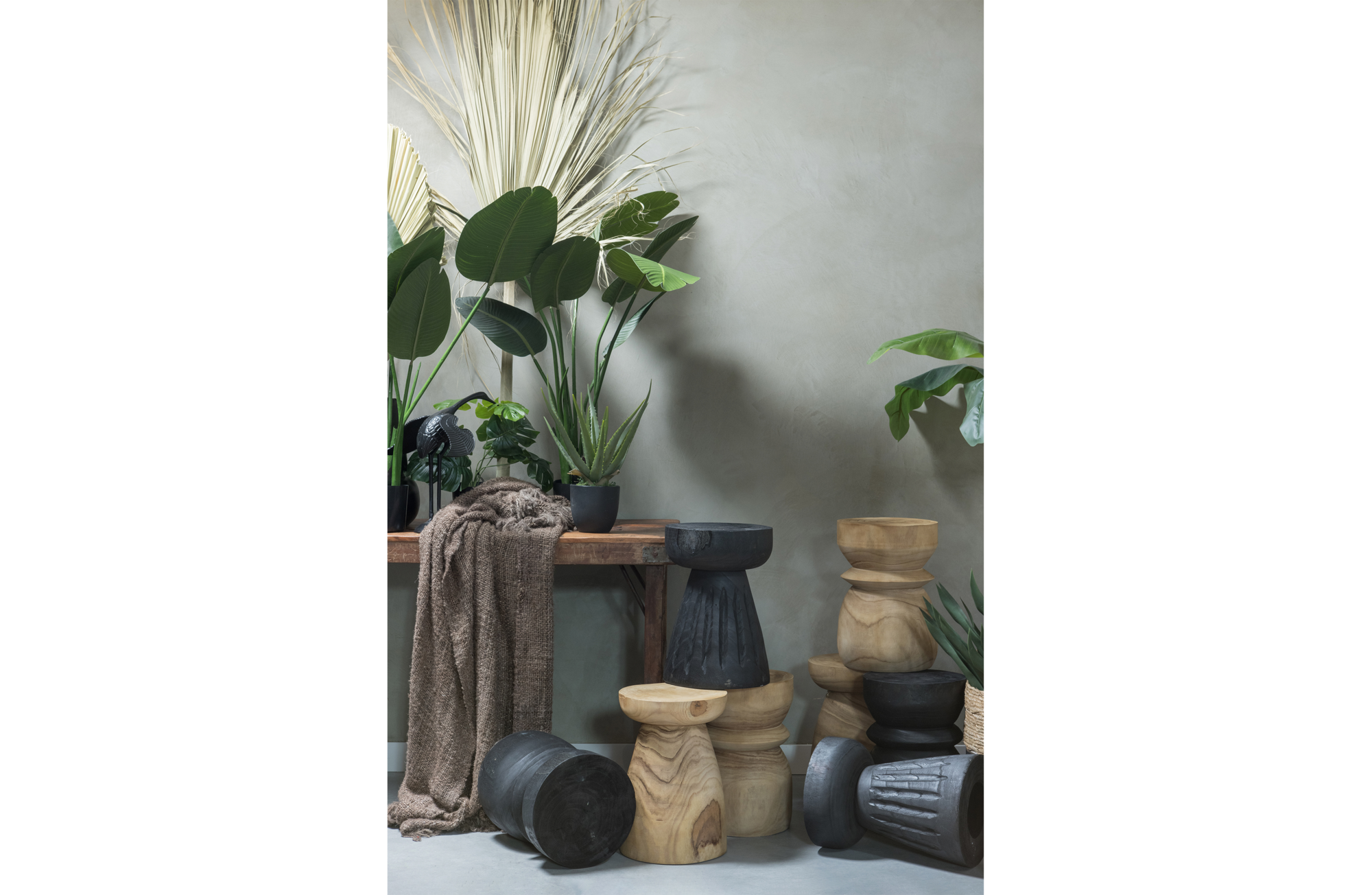 WOOOD kruk Borre Borre kruk hout zwart 40xØ28cm