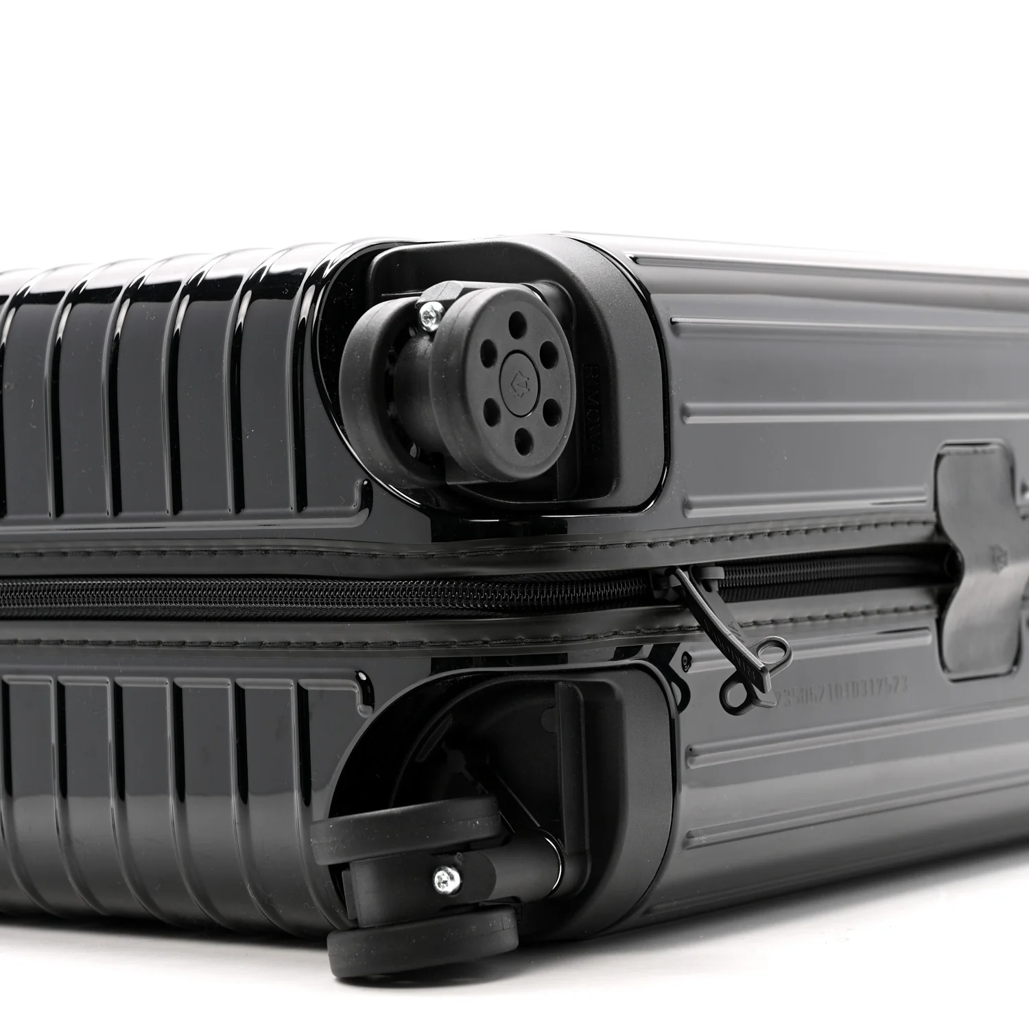 Gloss Polycarbonate Essential Lite Cabin U Black - Top Club