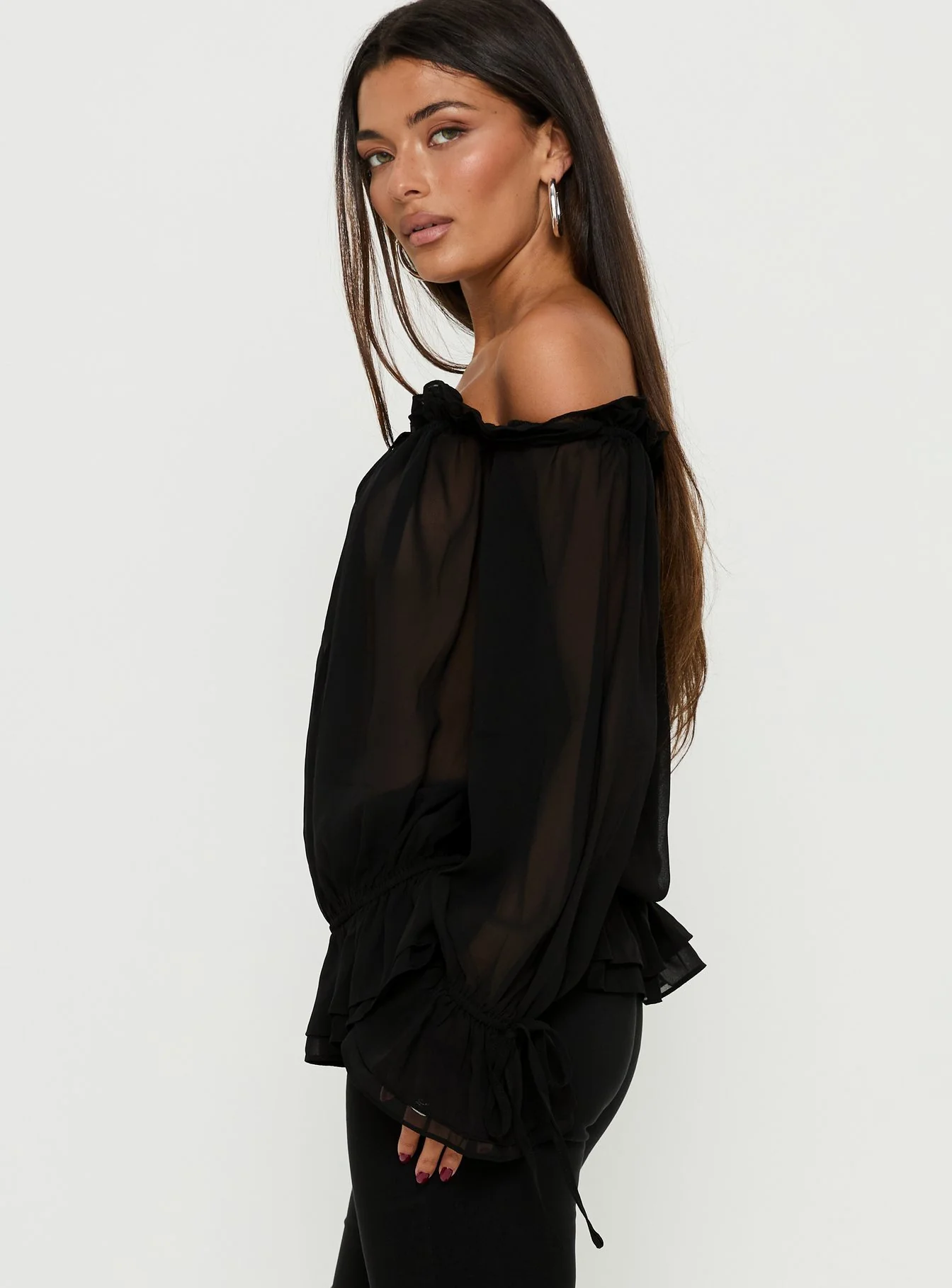 Madelina Frill Long Sleeve Top Black