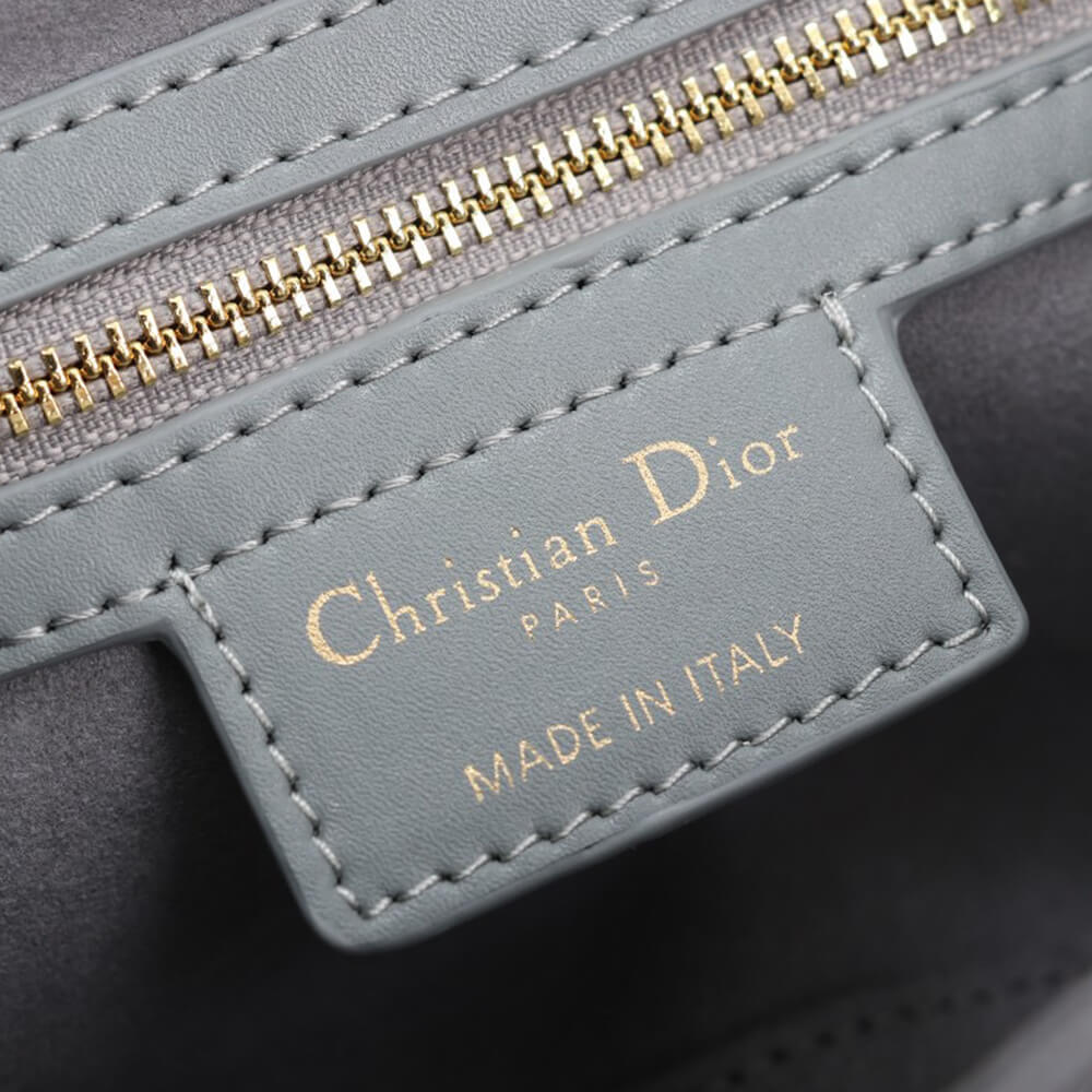 30 MONTAIGNE AVENUE BAG - Top Club