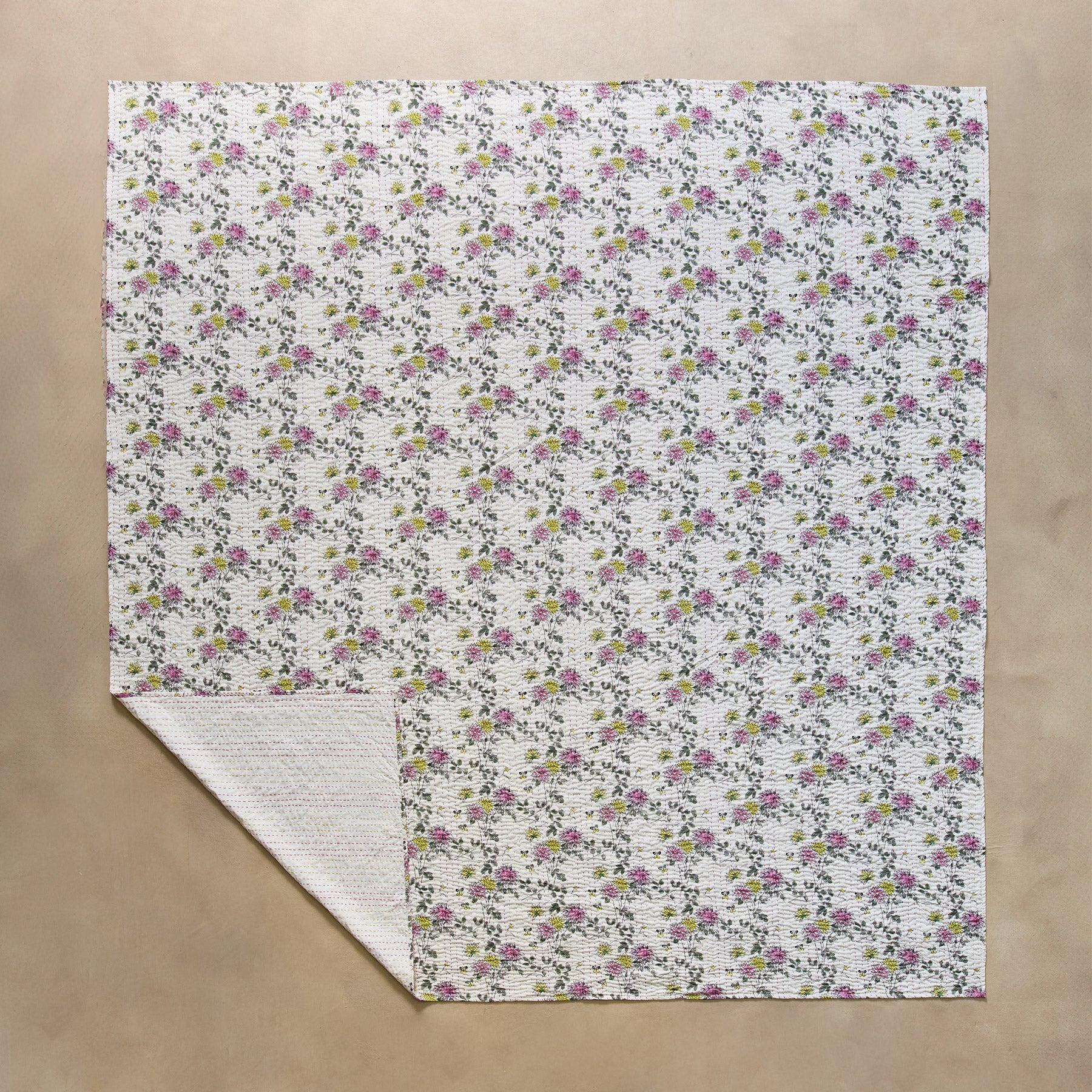 Bloom In Beauty Lightweight Quilt - Sundance Living
