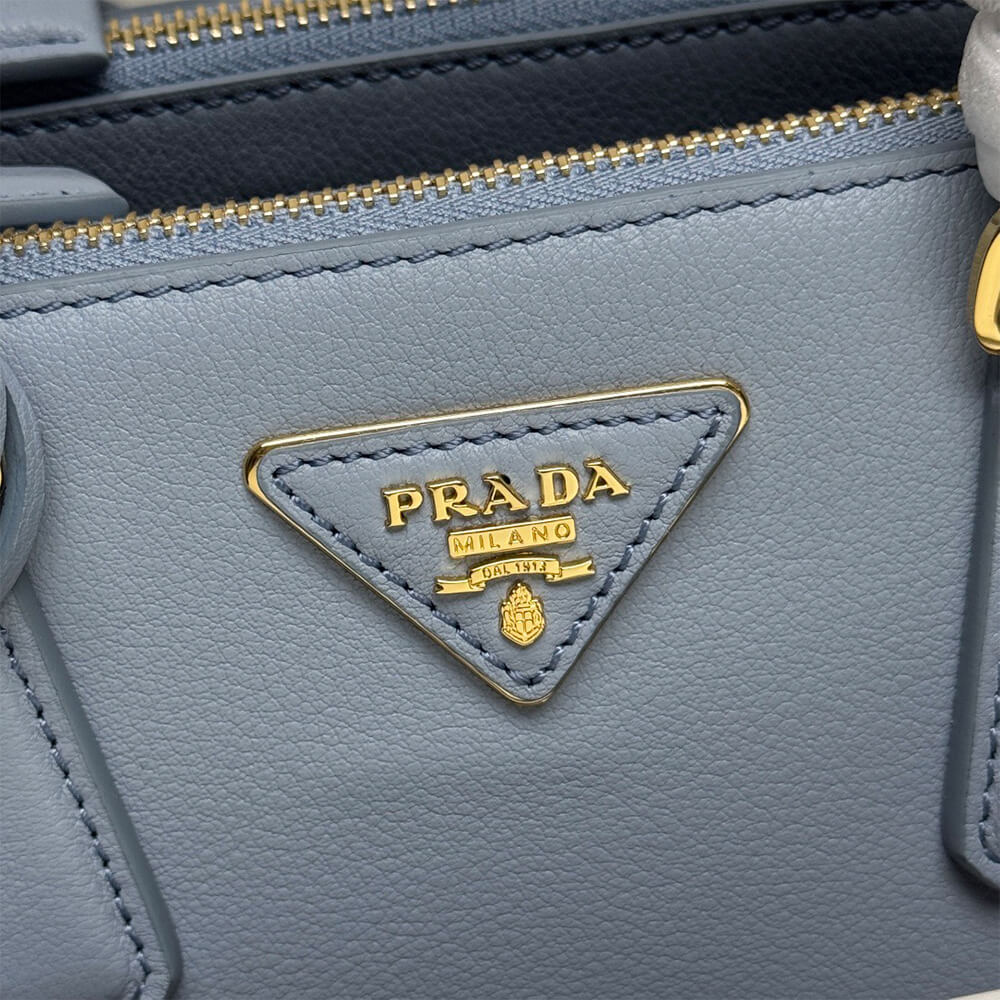 Prada Small Prada Galleria Saffiano leather bag(HIGH-END GRADE) - Top Club
