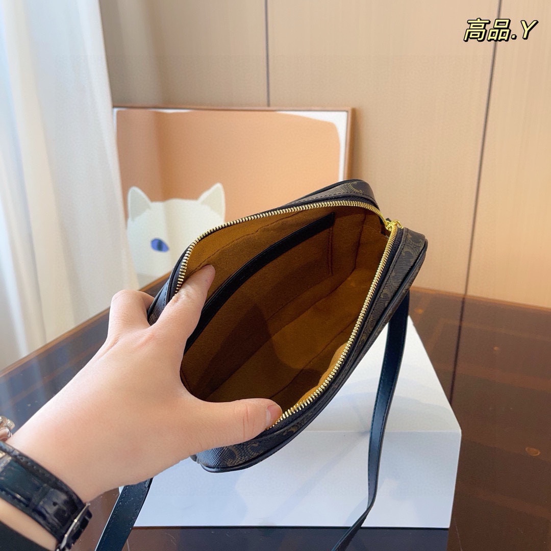 Ce new arrival camera bag size : 22*5*15cm - Top Club