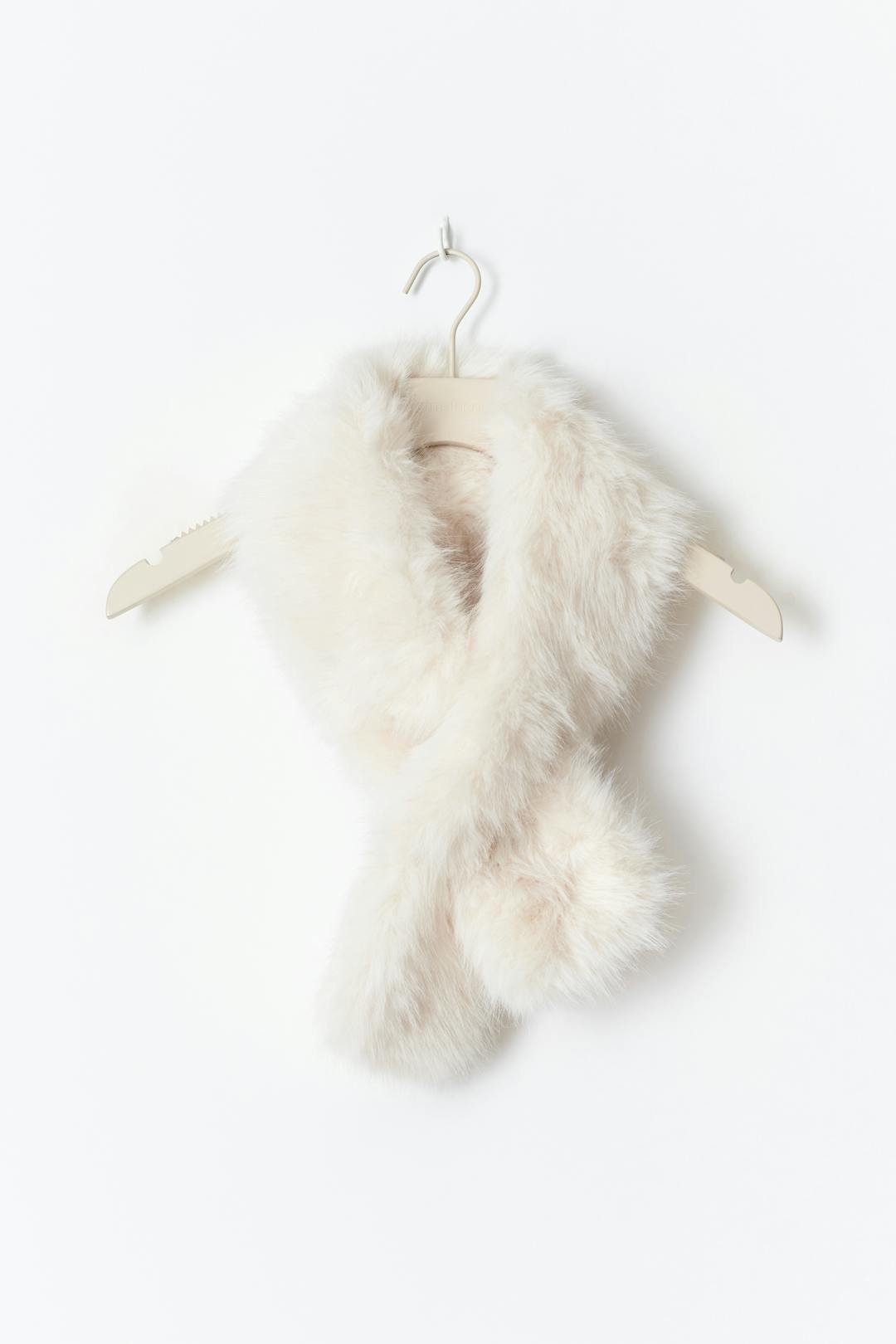 Gina Tricot faux fur plush scarf