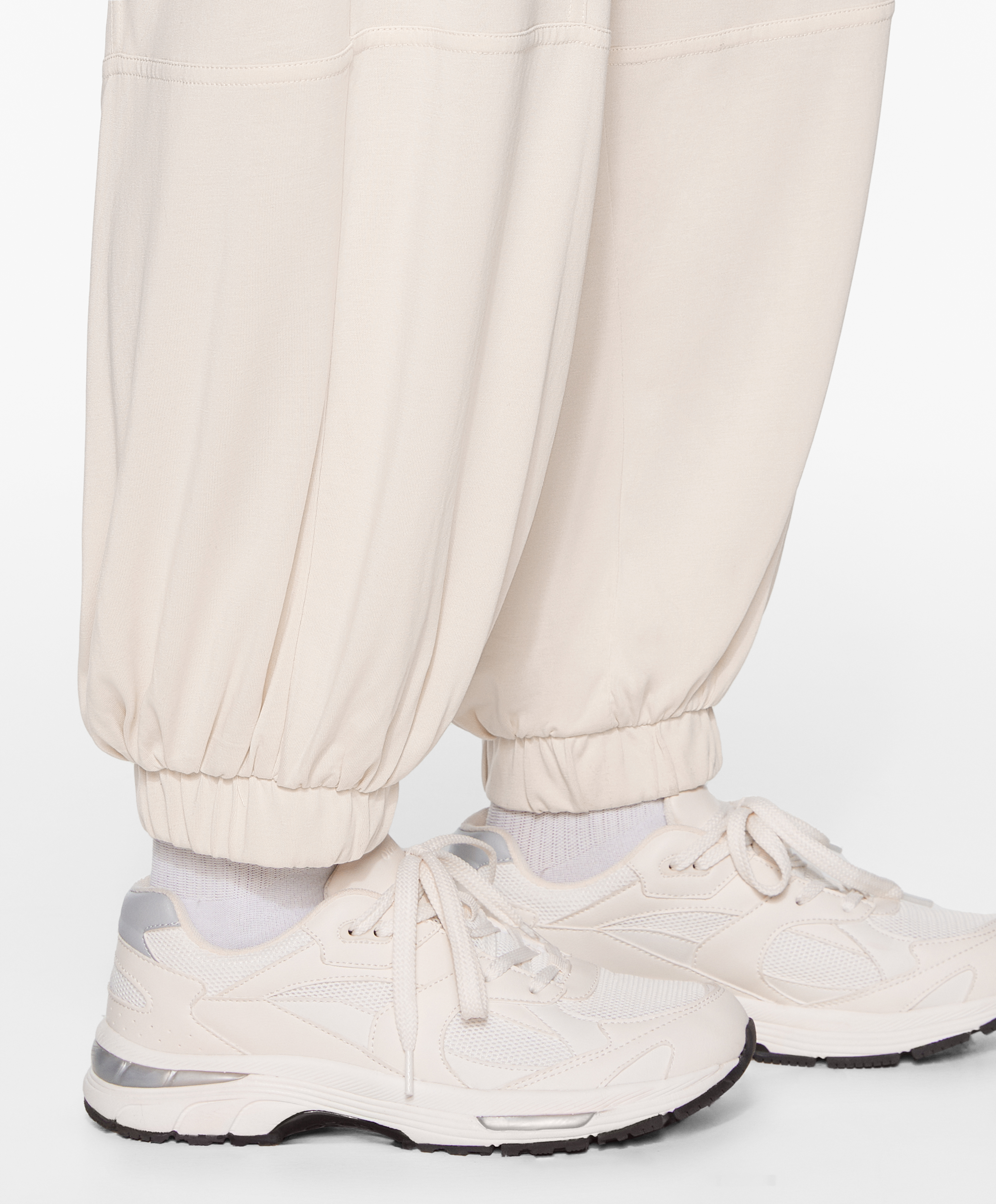 OYSHO Extra-wide joggers with modal